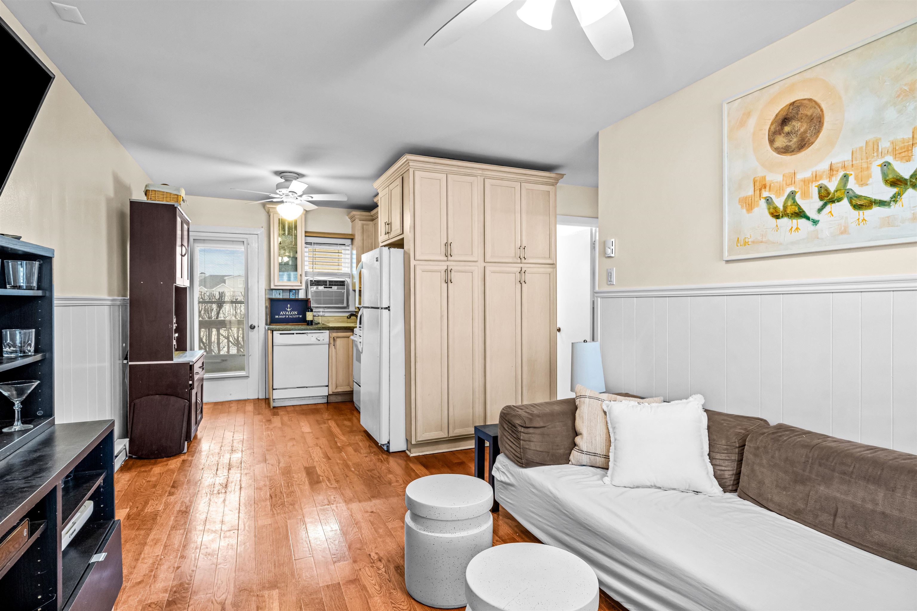 29 E 28th Street - Picture 5