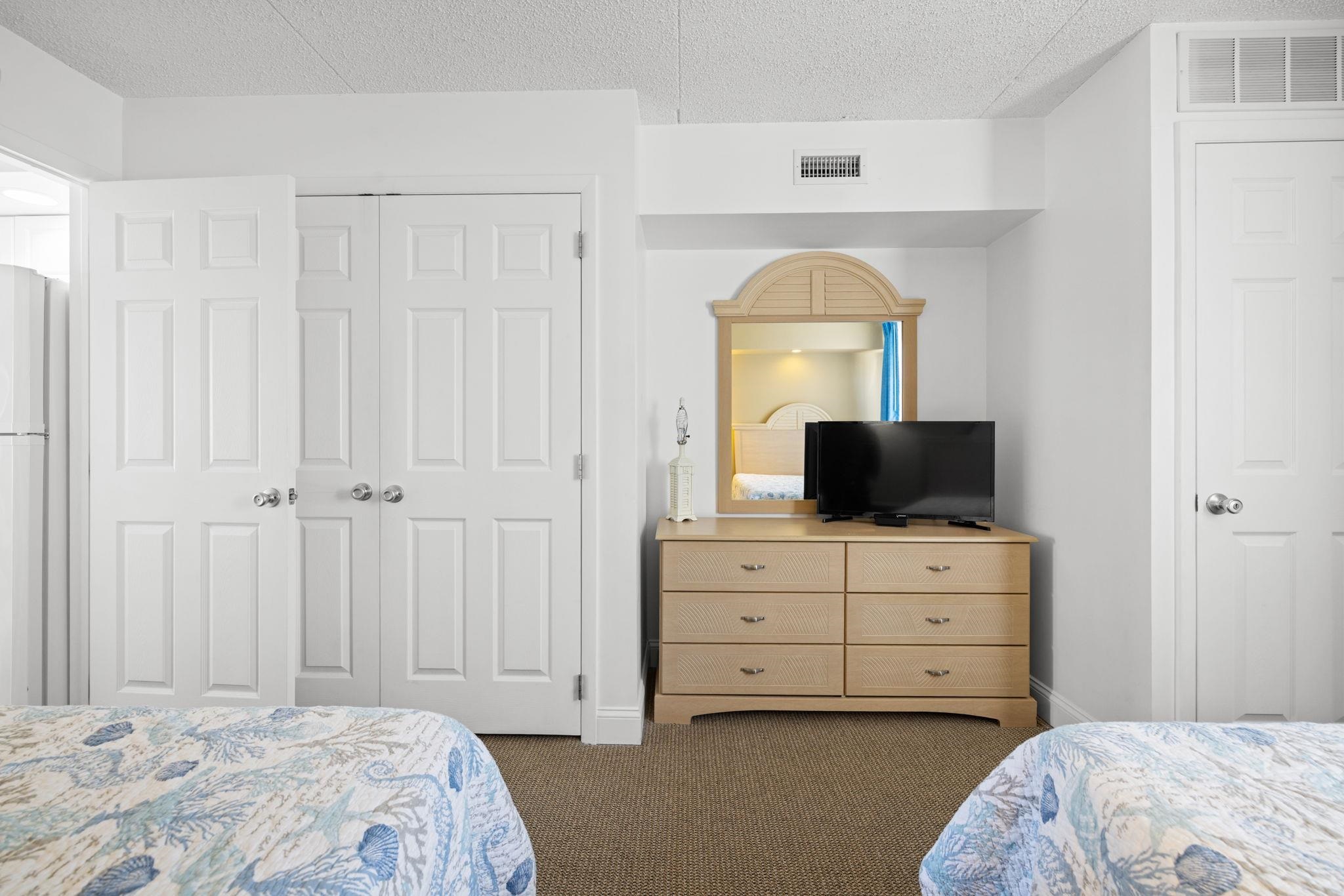 7800 Dune Drive - Picture 14