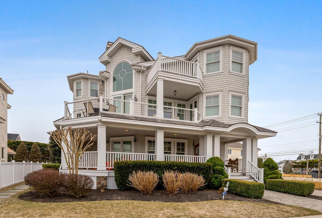 https://cdnparap40.paragonrels.com/ParagonImages/Property/P4/CAPEMAY/250868/1/0/0/df4c02c7d63f5b5da4699f5a134bdabe/1/3e6ba80e059492a2ed2cf425775410aa/250868-bd1db80b-8785-49cc-abb5-2c7d589c1635.JPG