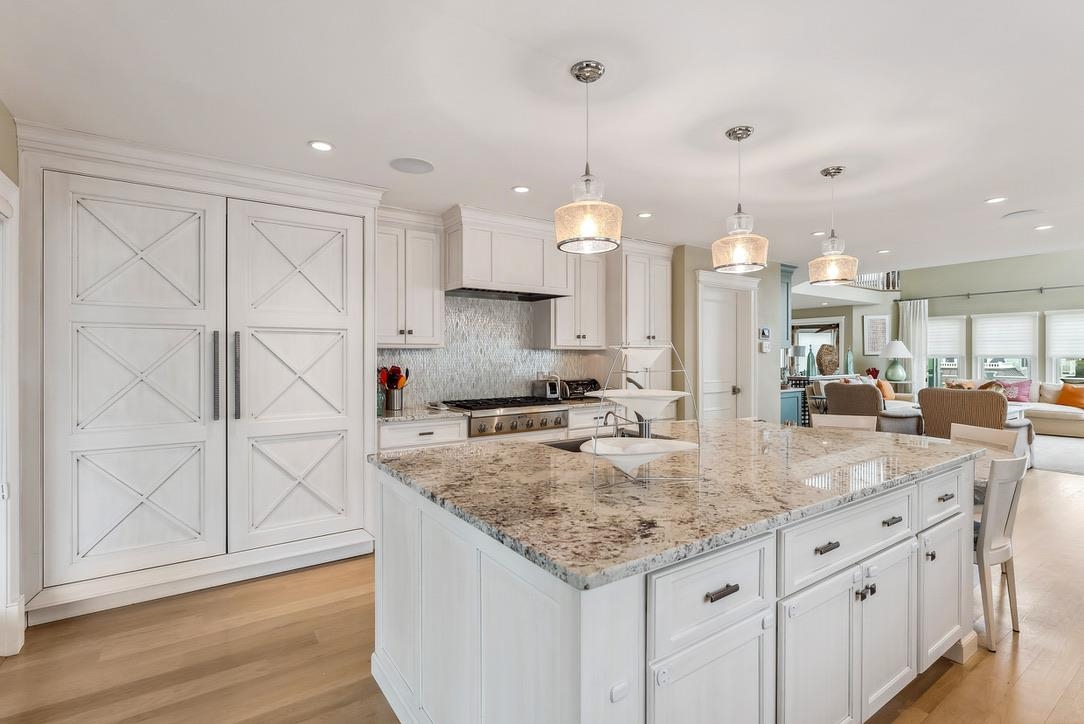 https://cdnparap40.paragonrels.com/ParagonImages/Property/P4/CAPEMAY/250868/12/0/0/f3aa8c34e784420061cd966c53e56c4f/1/3e6ba80e059492a2ed2cf425775410aa/250868-1a453c2f-ecfe-4b9c-9333-2a6ad130c782.JPG