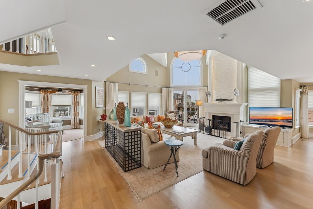https://cdnparap40.paragonrels.com/ParagonImages/Property/P4/CAPEMAY/250868/5/0/0/f5fc7351f1ef3db412d4cad1fdf6c996/1/3e6ba80e059492a2ed2cf425775410aa/250868-4fcad687-7f84-4ee3-ae97-59753e0c3af4.JPG