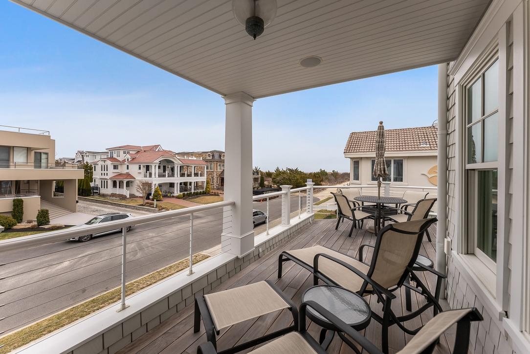 https://cdnparap40.paragonrels.com/ParagonImages/Property/P4/CAPEMAY/250868/9/0/0/ce1ec6a9c8f5a4f22273eead5bc631ce/1/3e6ba80e059492a2ed2cf425775410aa/250868-fd91b8bd-6d0c-4b8d-81e4-2cf620ad072b.JPG