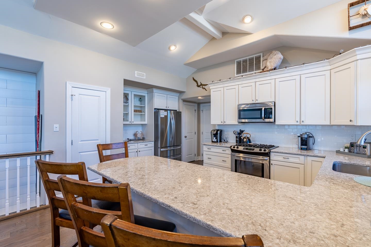 118 46th Street - Picture 4