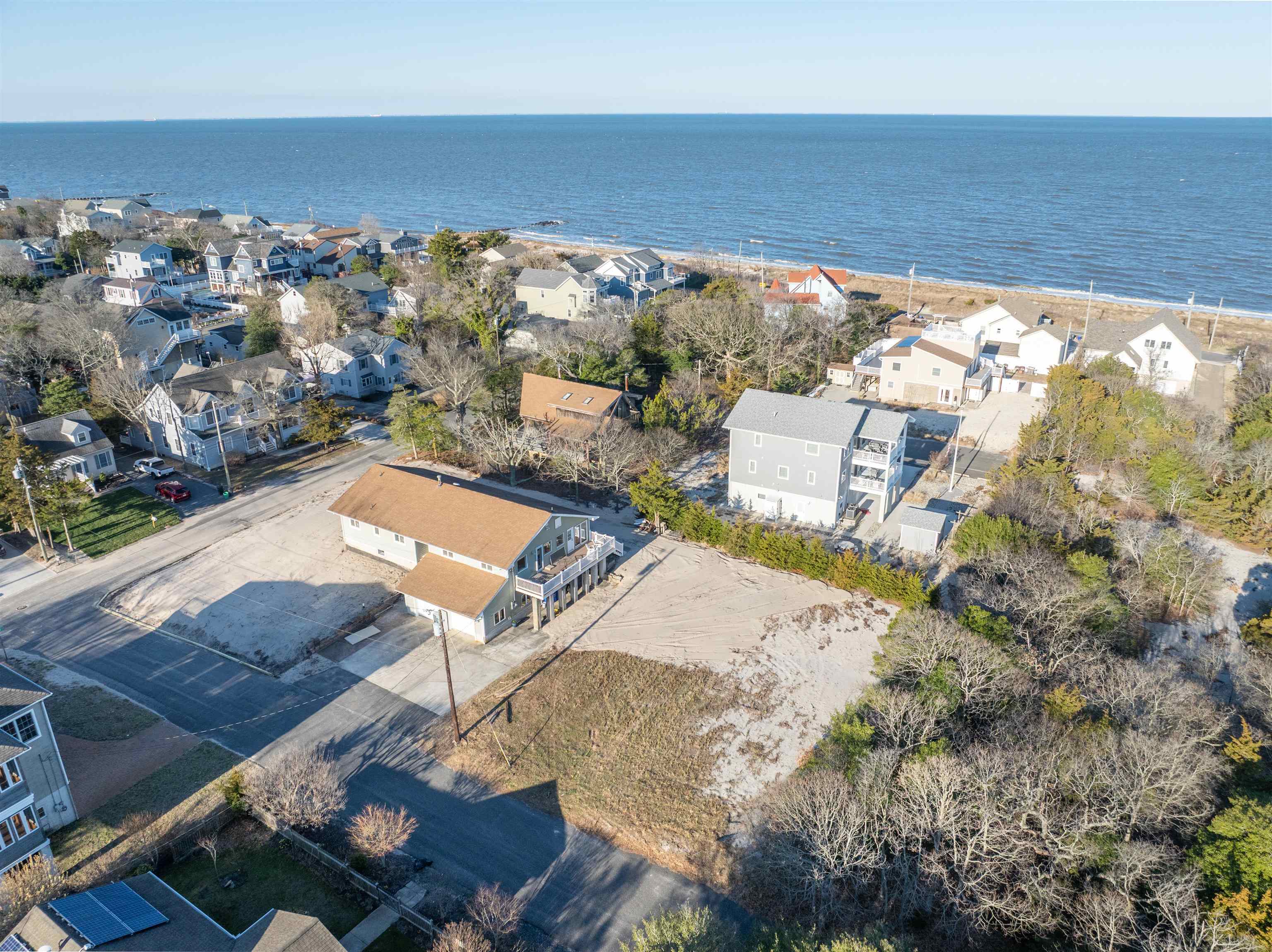 1004 Crest Place, Townbank