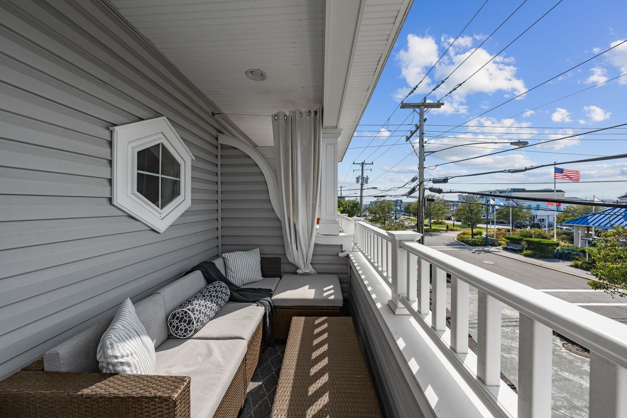 2023 Dune Drive - Picture 13