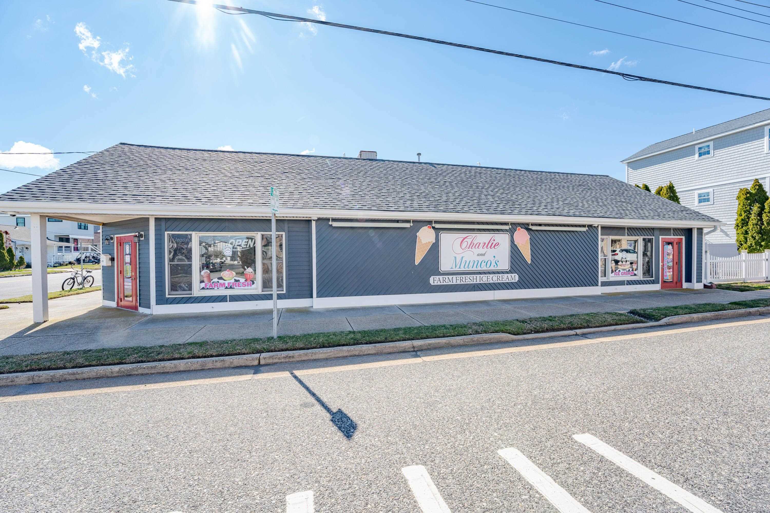 100 E 6th Avenue