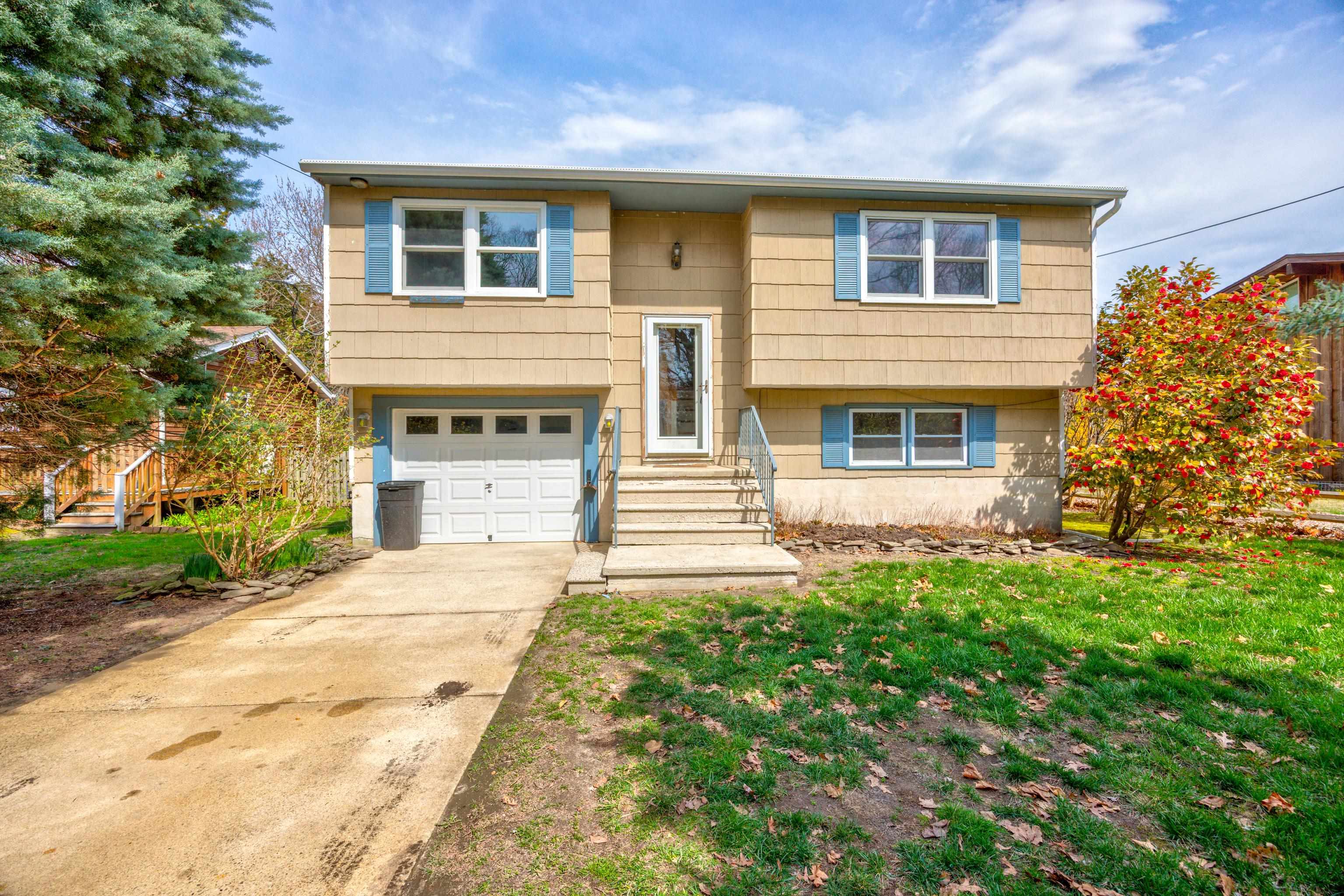 The deSatnick Real Estate Team