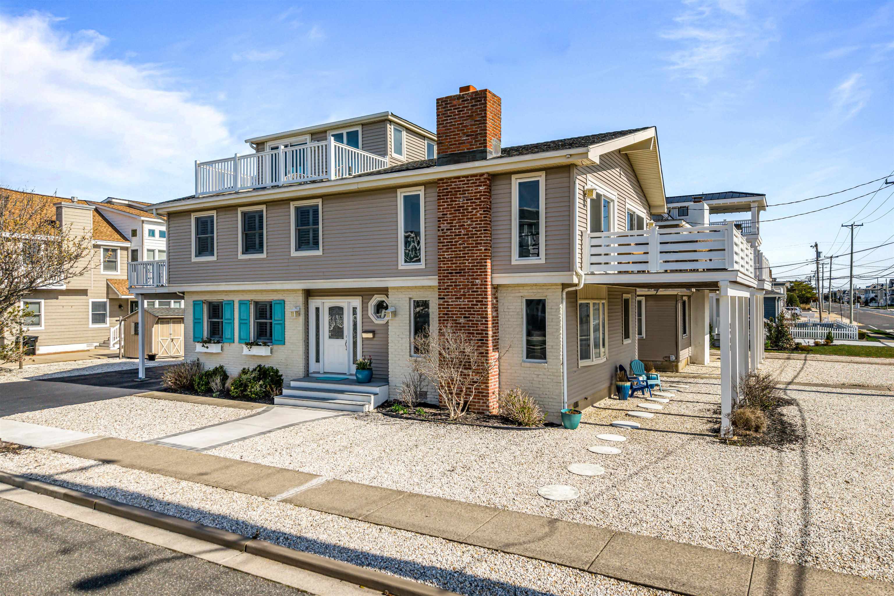 2988 Avalon Avenue - Avalon