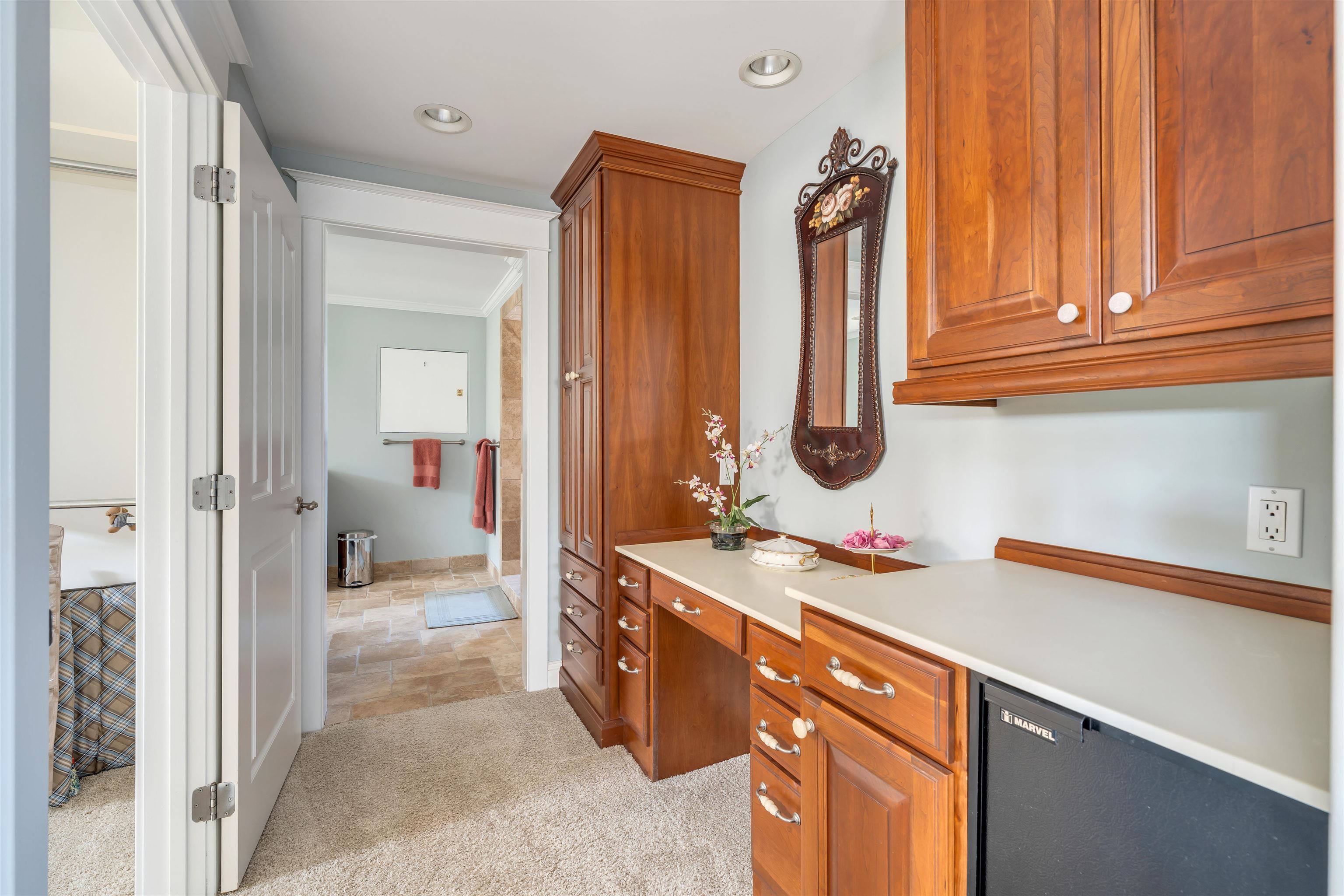 56 E 22nd Street - Picture 25
