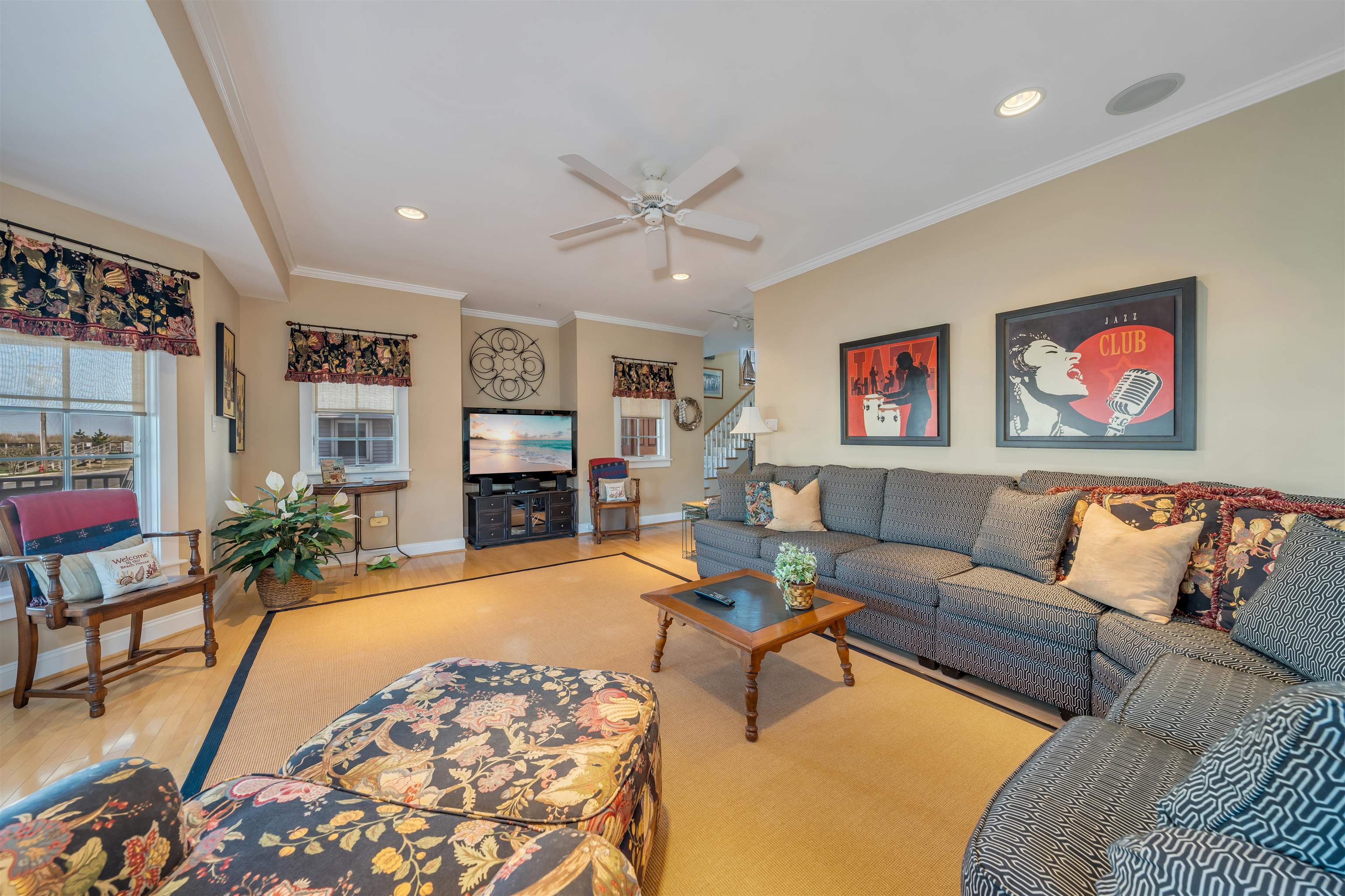 56 E 22nd Street - Picture 6