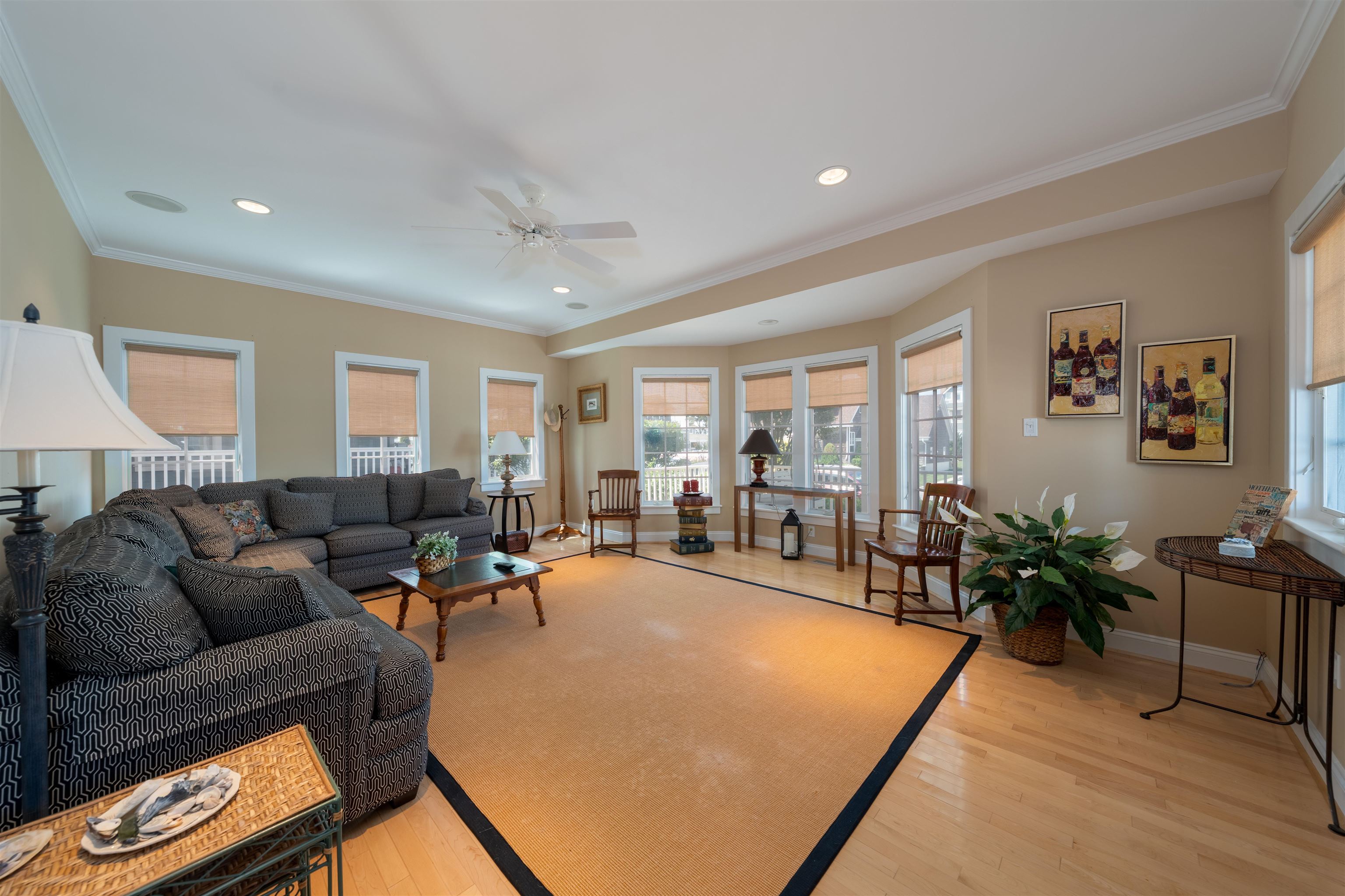56 E 22nd Street - Picture 9