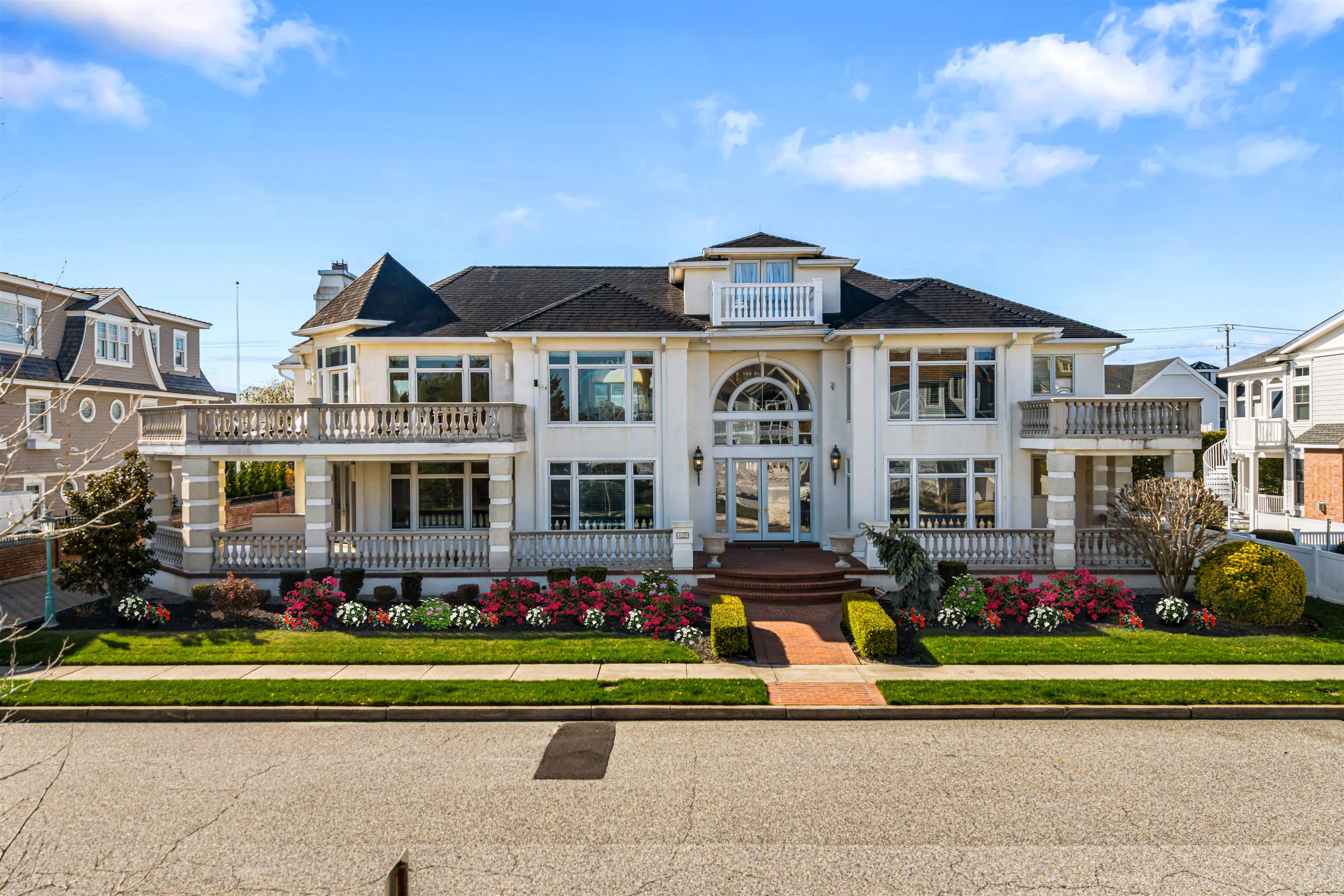  4120 Bayberry Road - Avalon