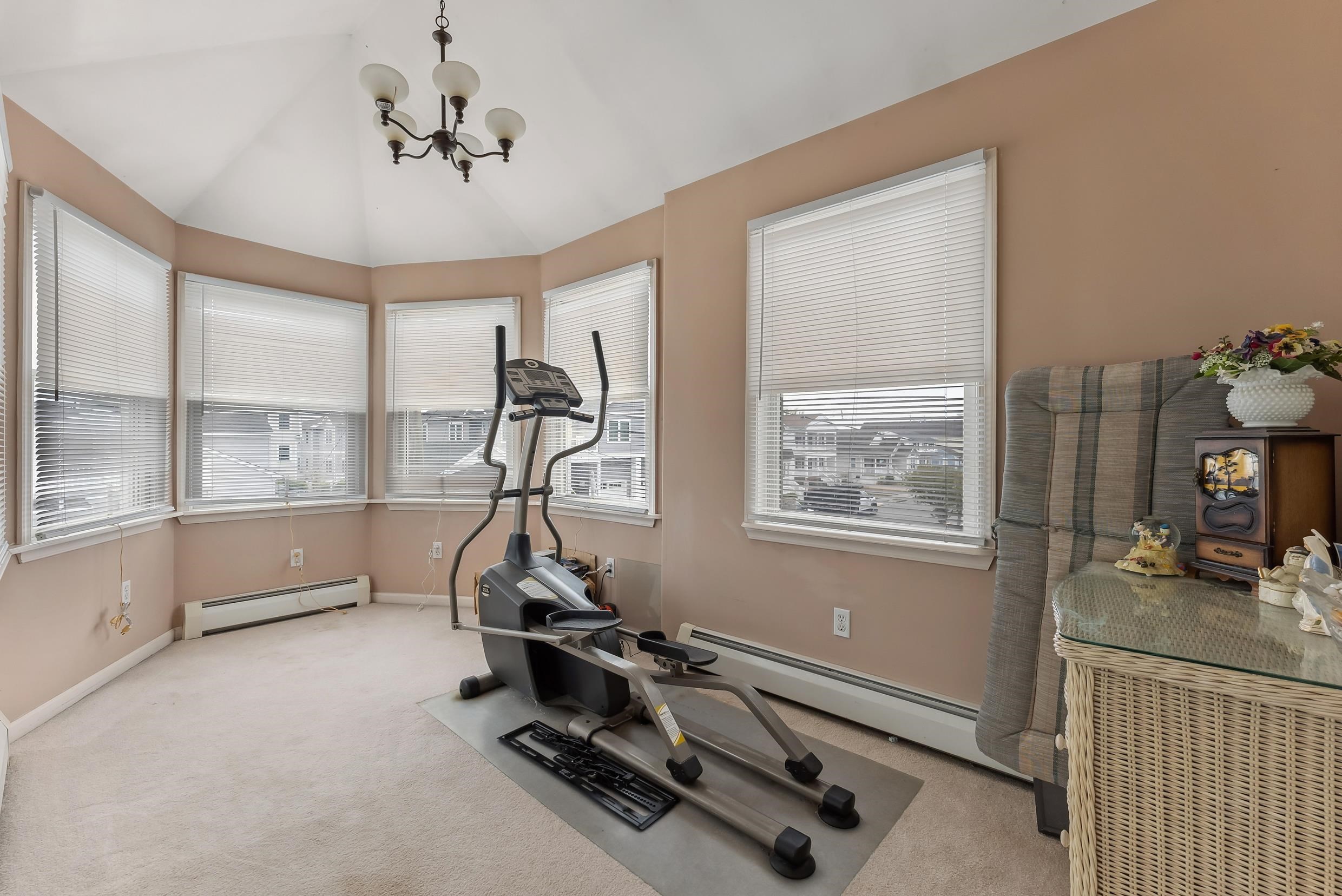 203 W Morning Glory Road - Picture 28