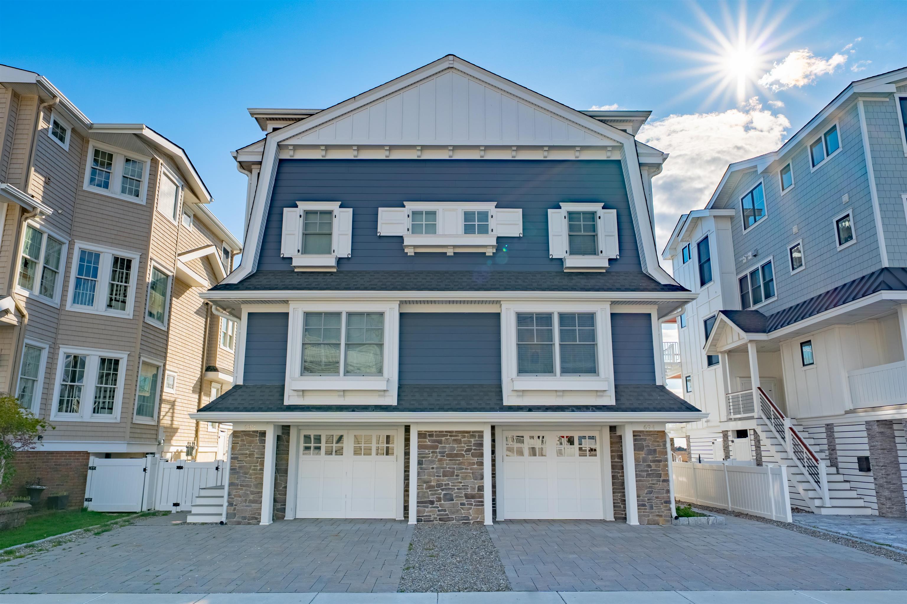 694 22nd Street - Avalon