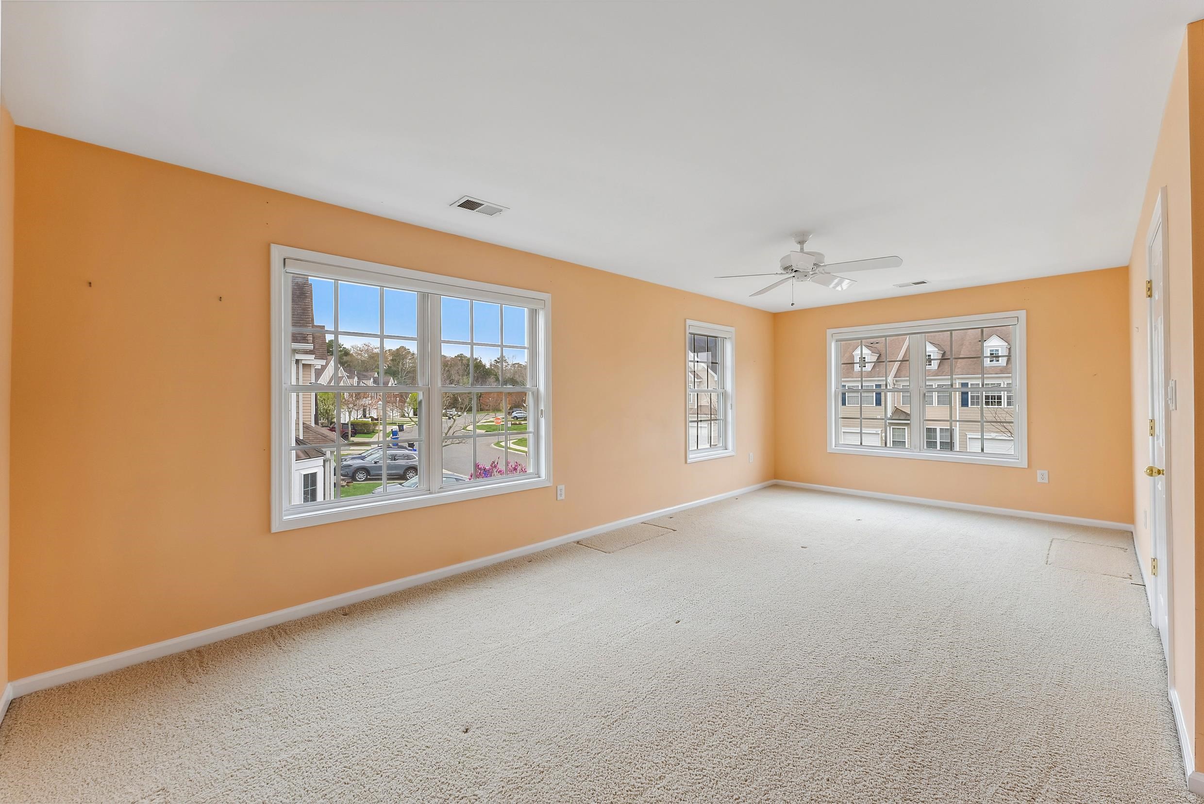 702 Turnberry Court