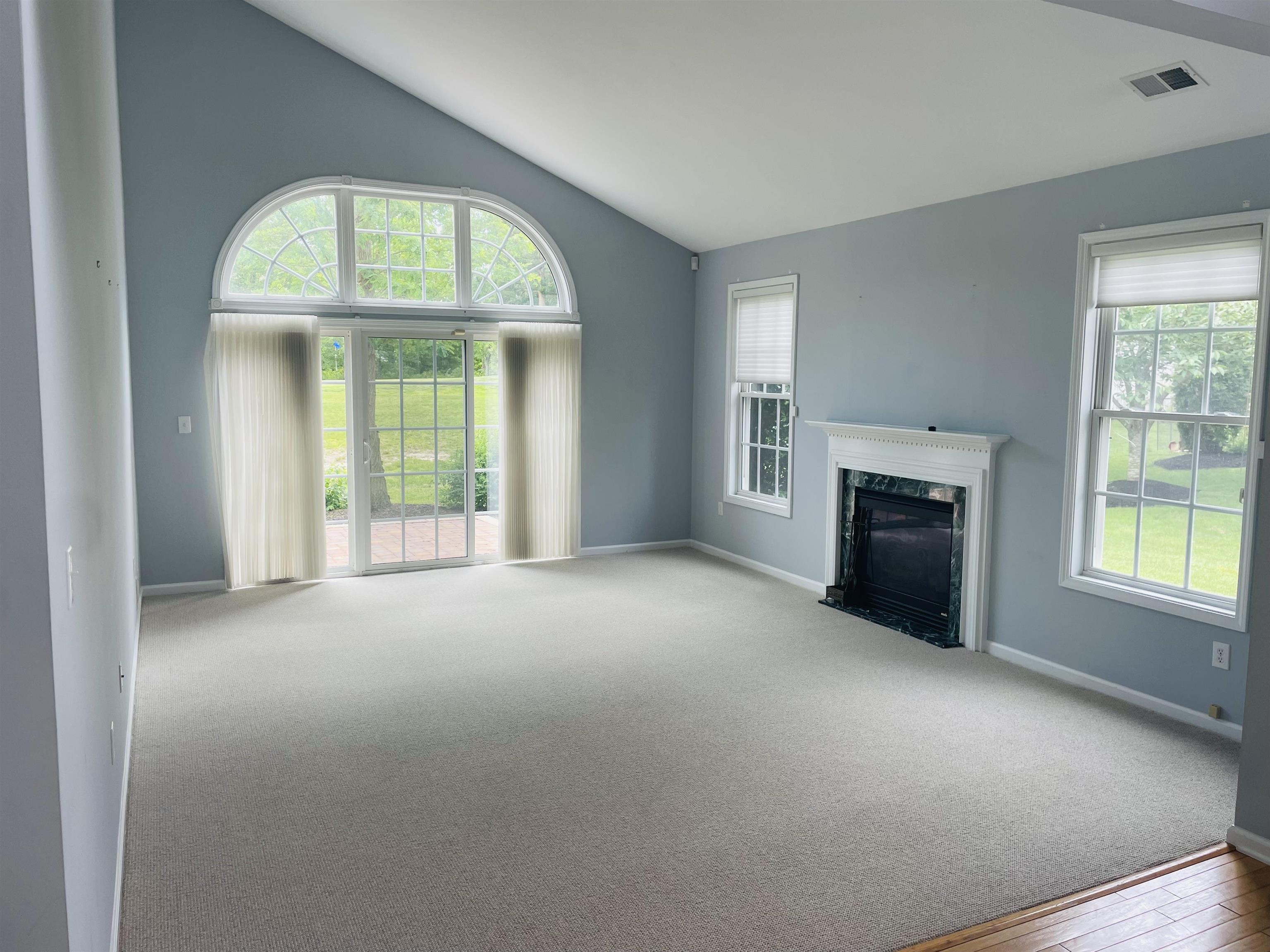 702 Turnberry Court
