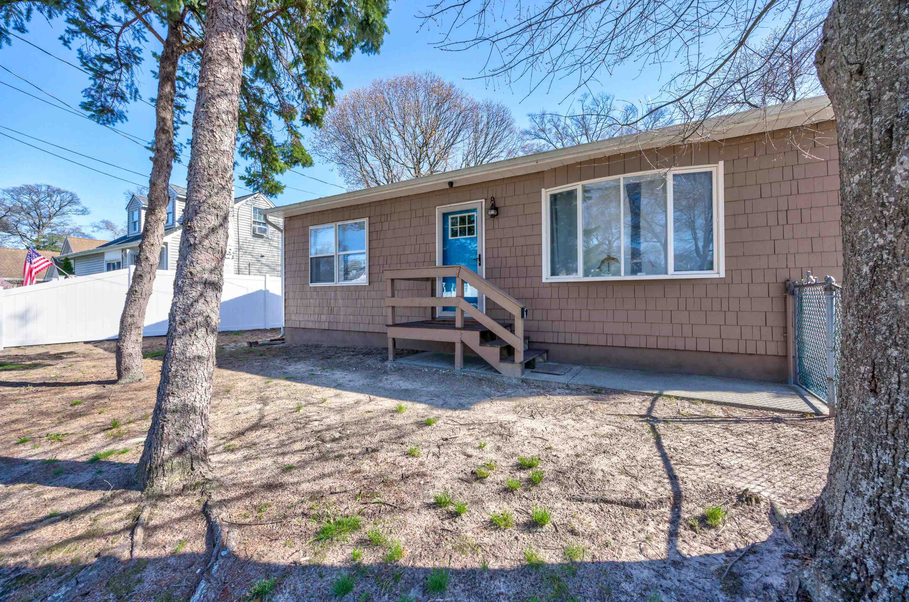 114 Avalon Road - Townbank