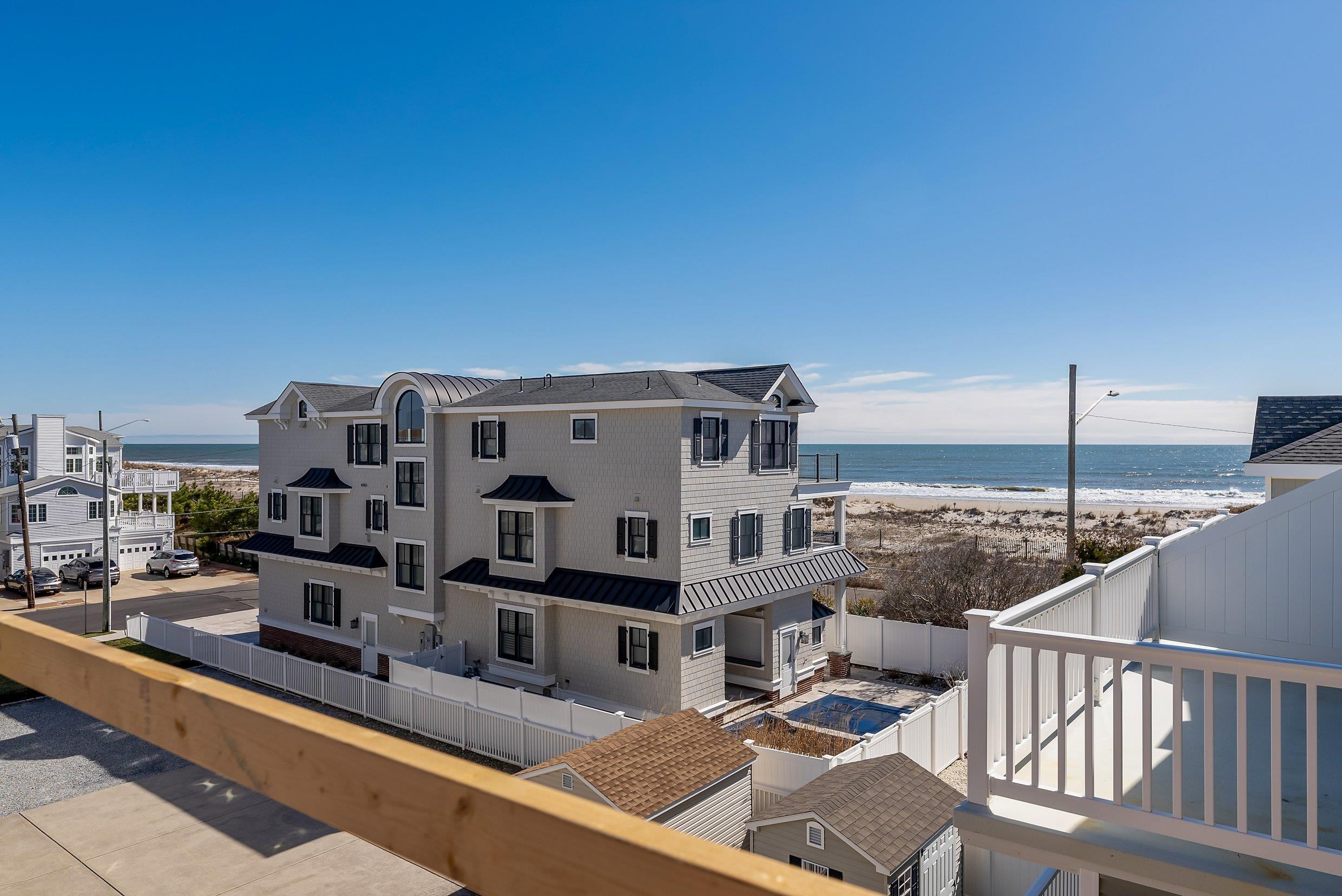 19 48th Street