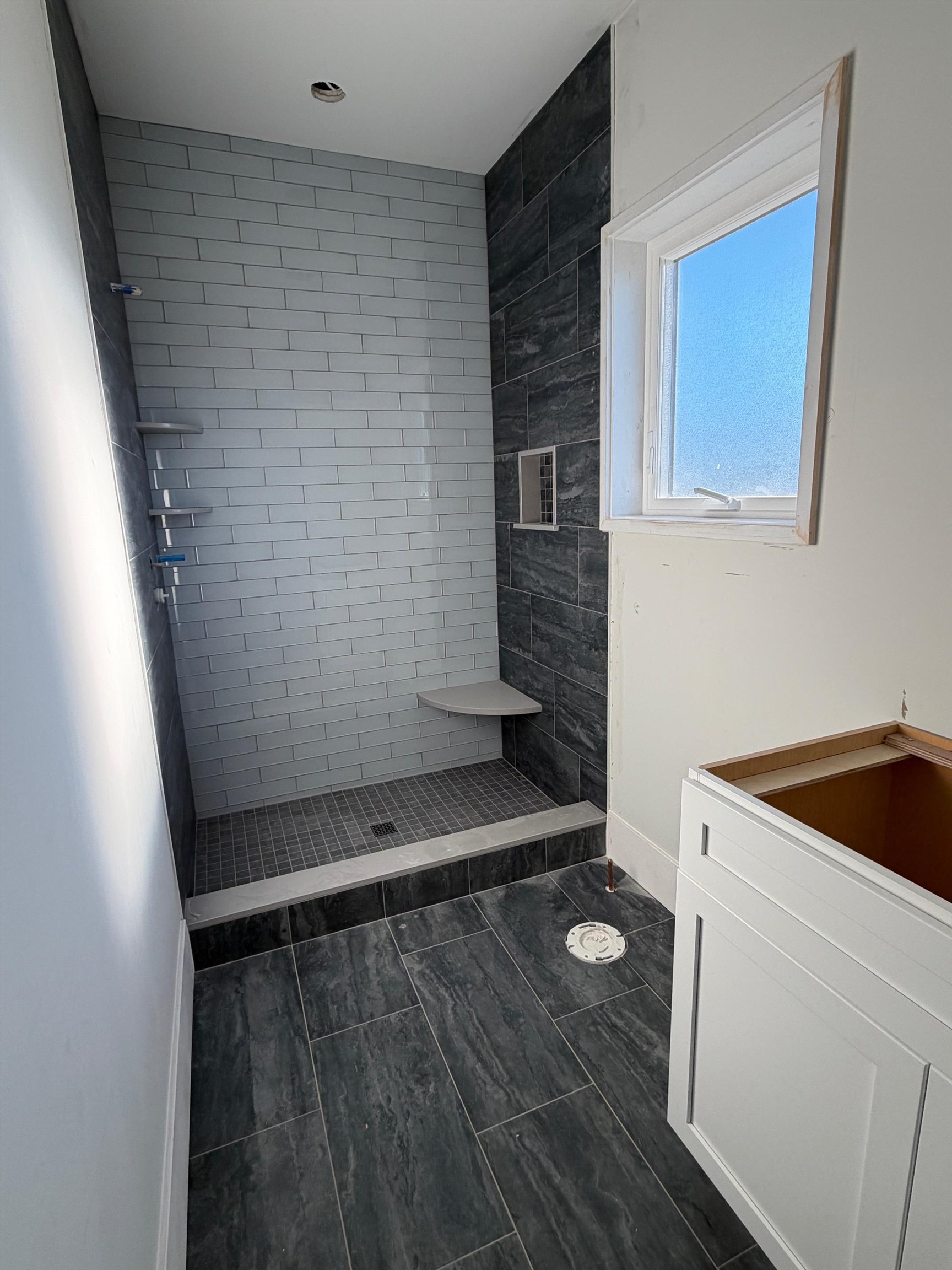 133 E 12th Avenue - Picture 23