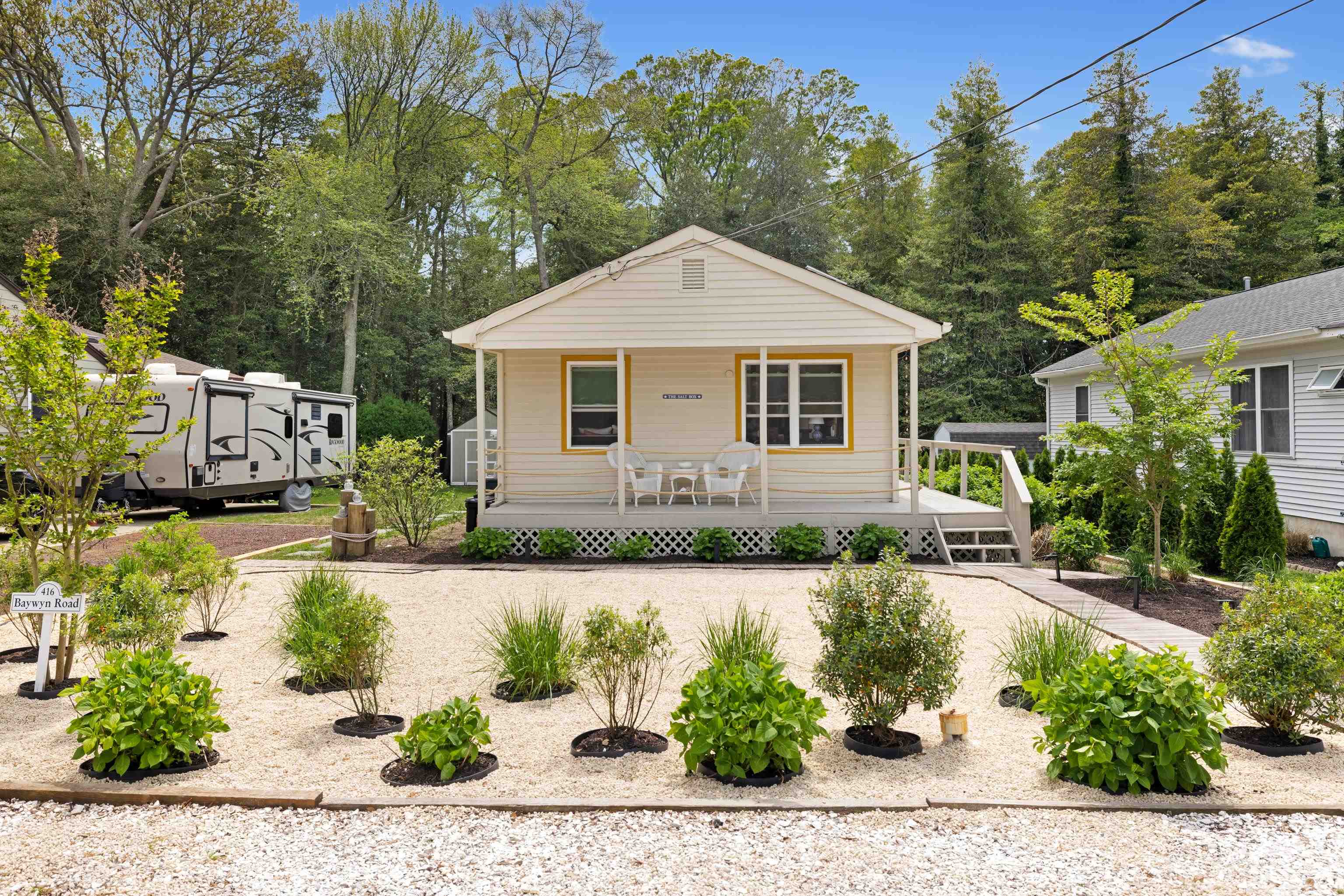 The deSatnick Real Estate Team