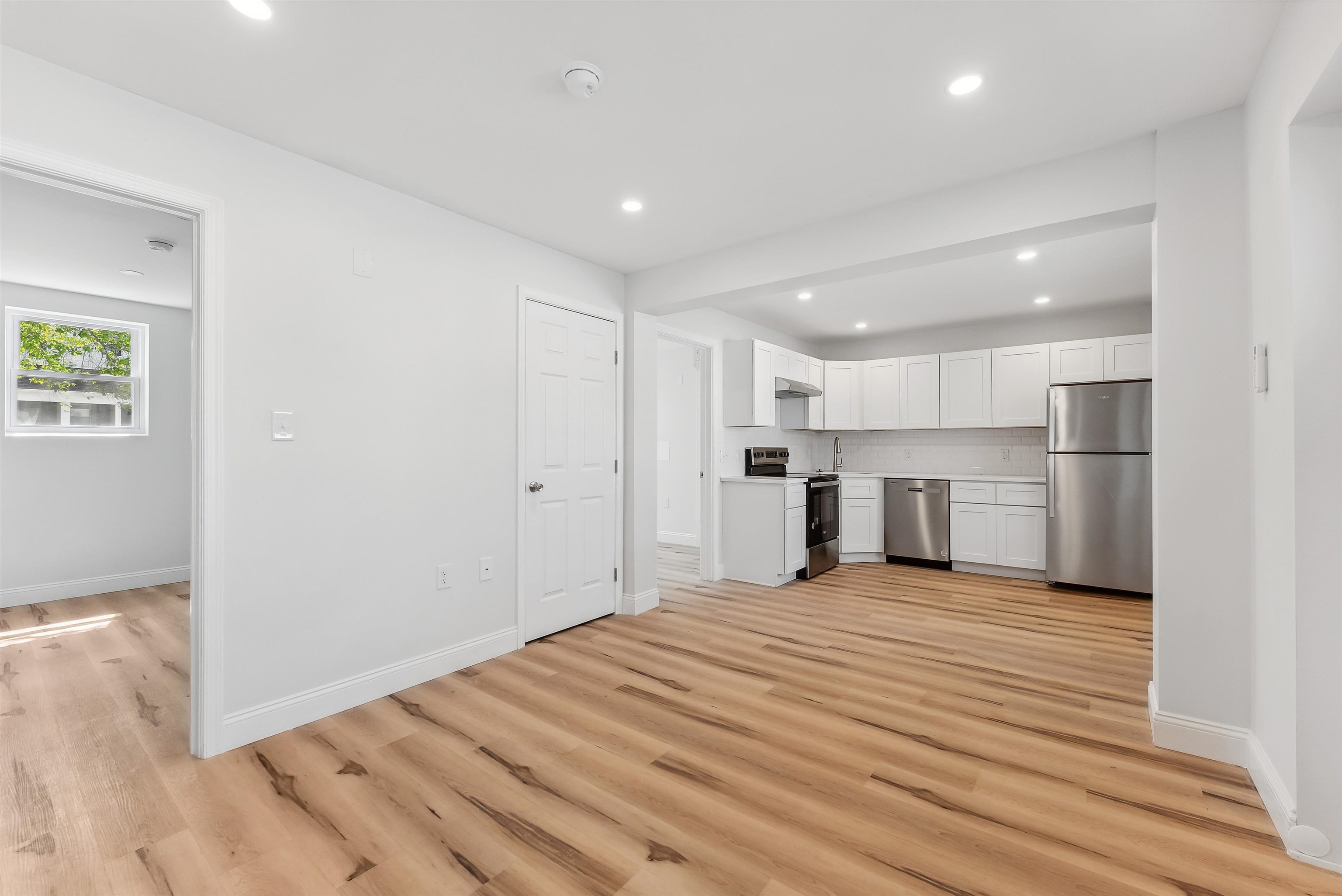 2001 Surf Avenue