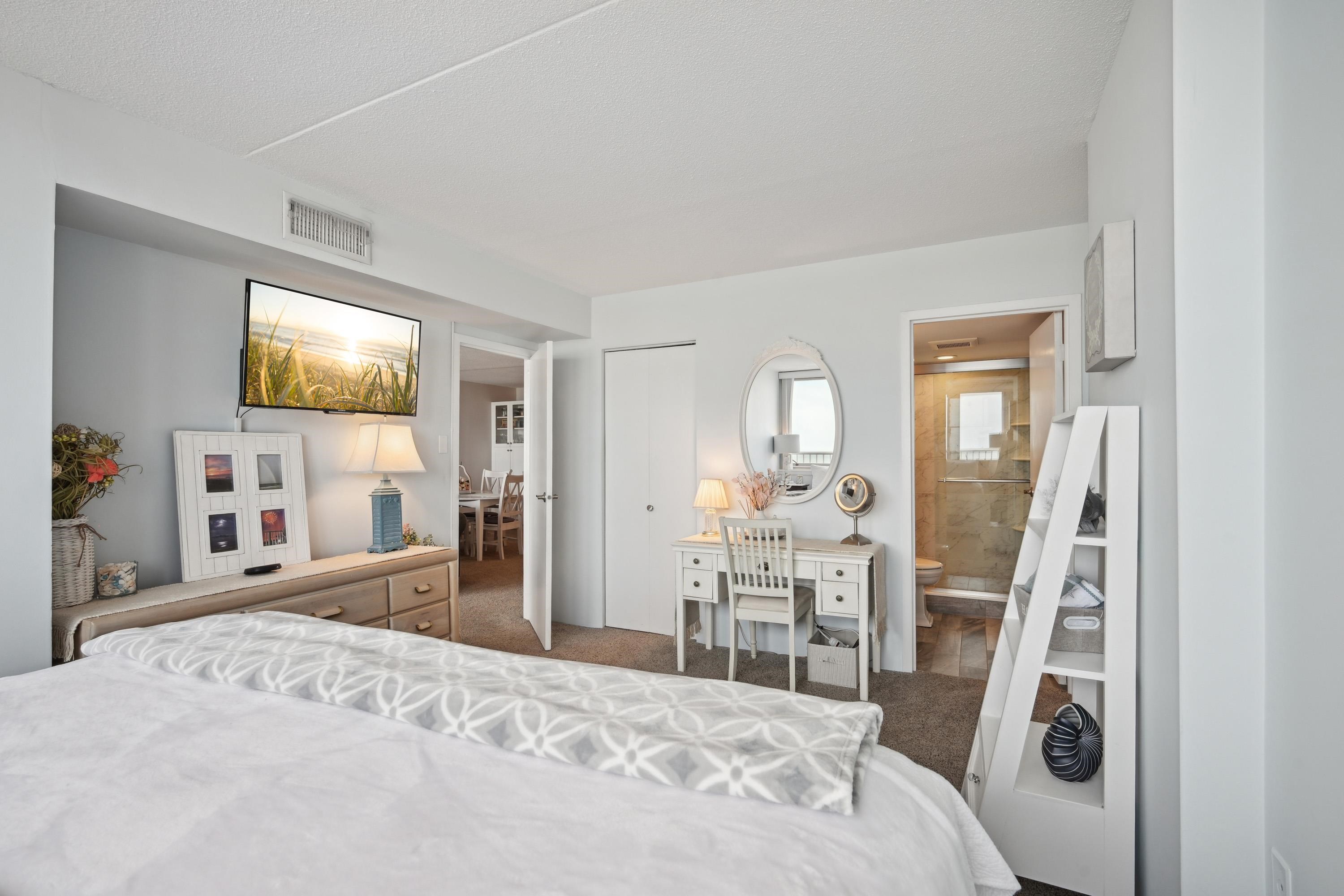 3700 Boardwalk