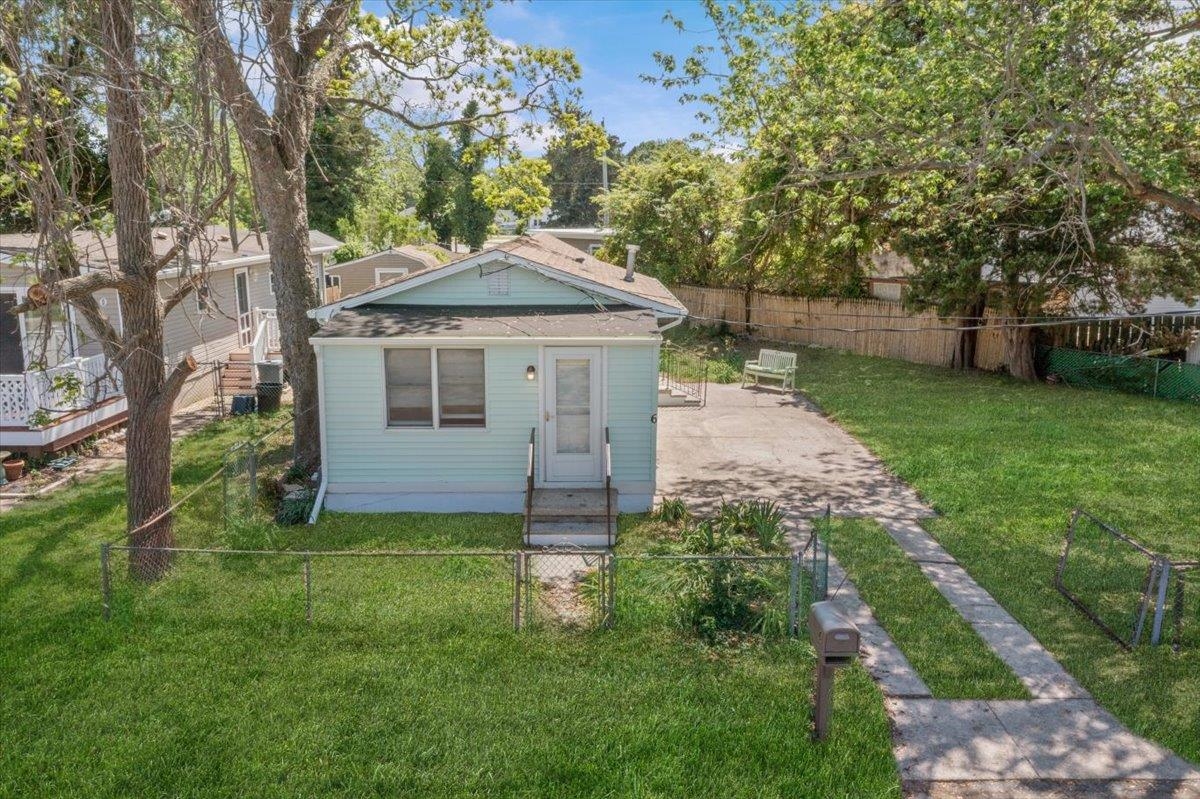 6 E Atlantic Avenue - Villas