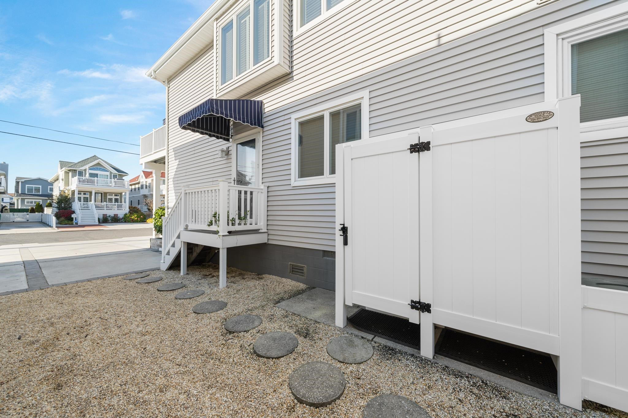 260 83rd Street - Picture 23