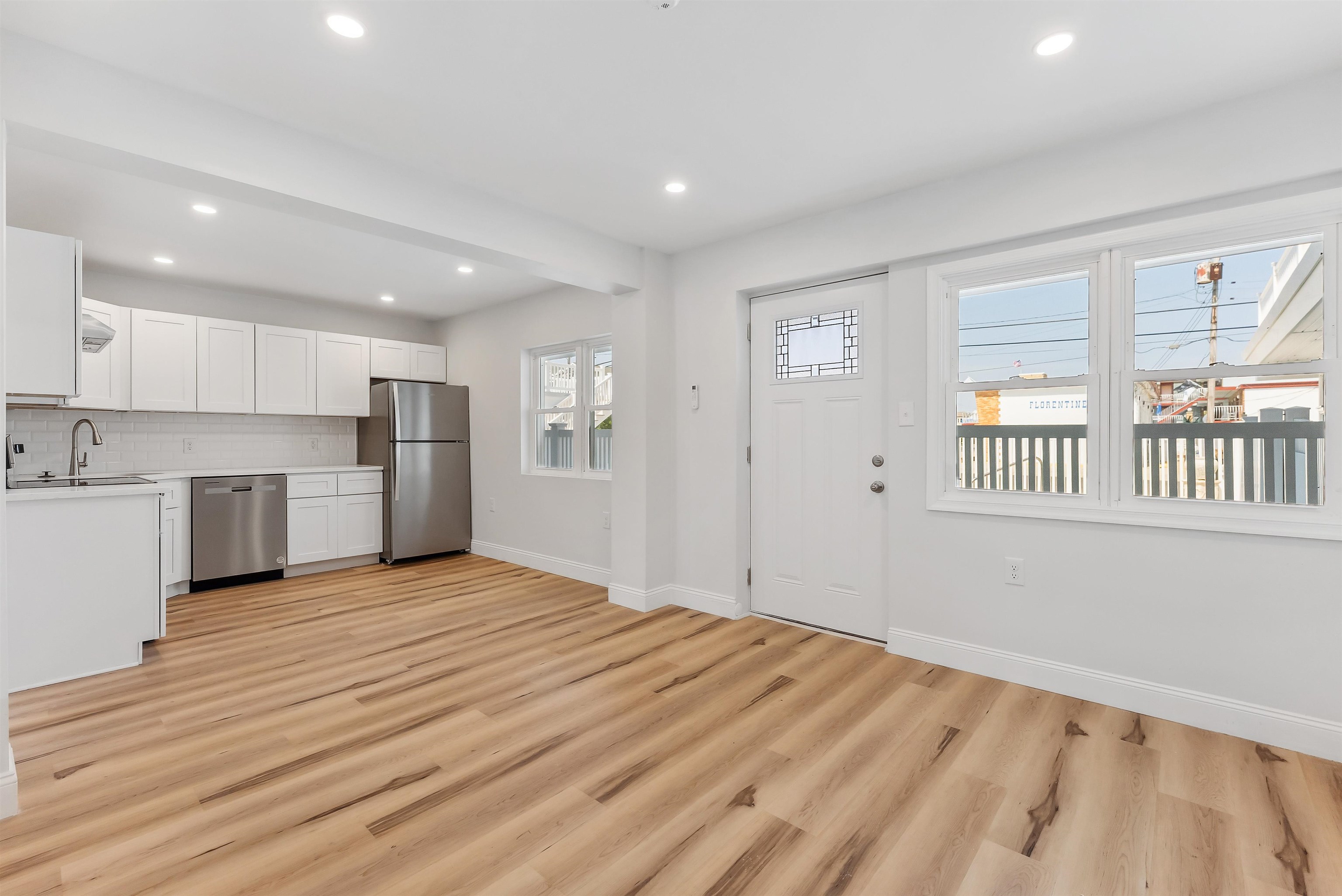 2001 Surf Avenue