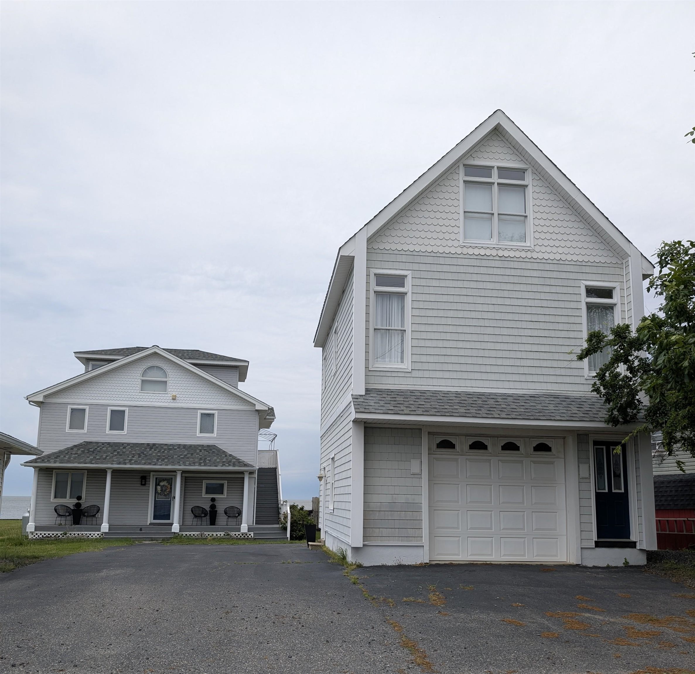 6 & 8 Pierces Point Road