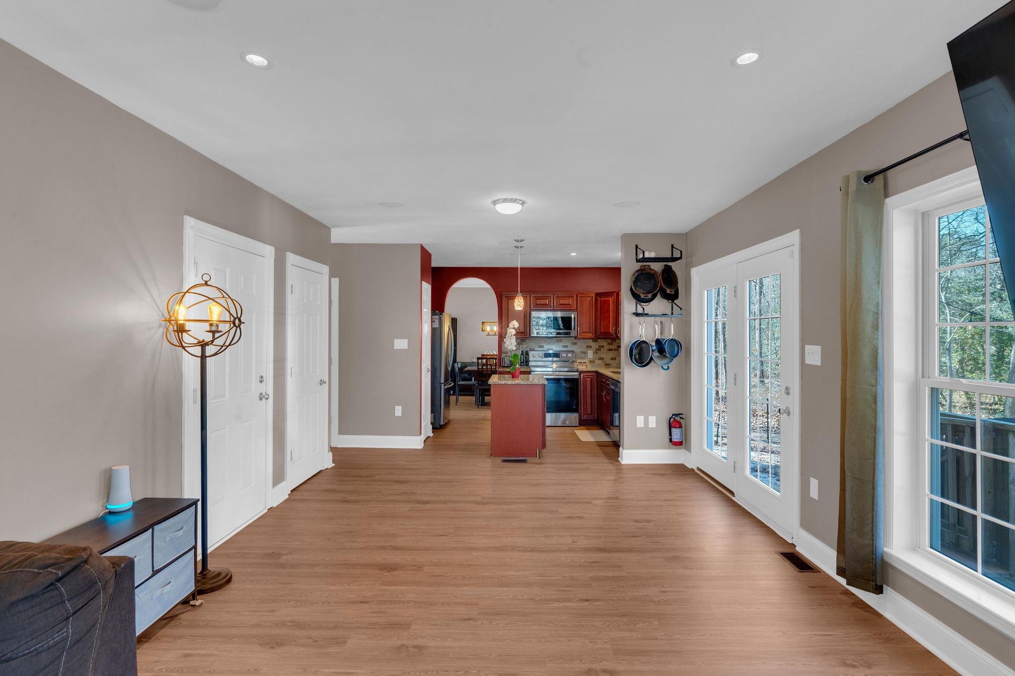 301 Pennsylvania Avenue