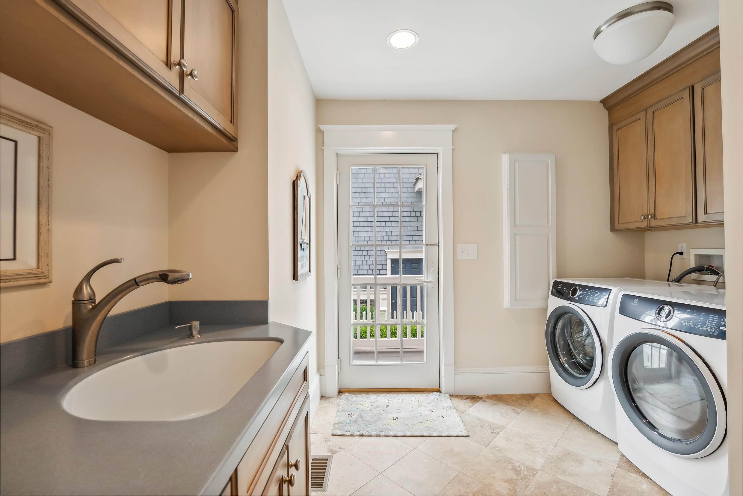 73 E 25th Street - Picture 39