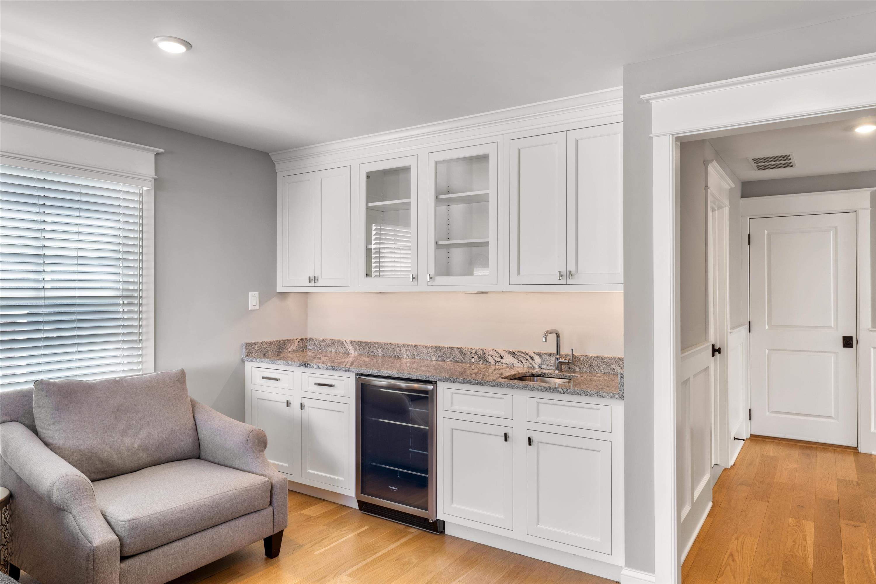 1005 Dune Drive - Picture 4