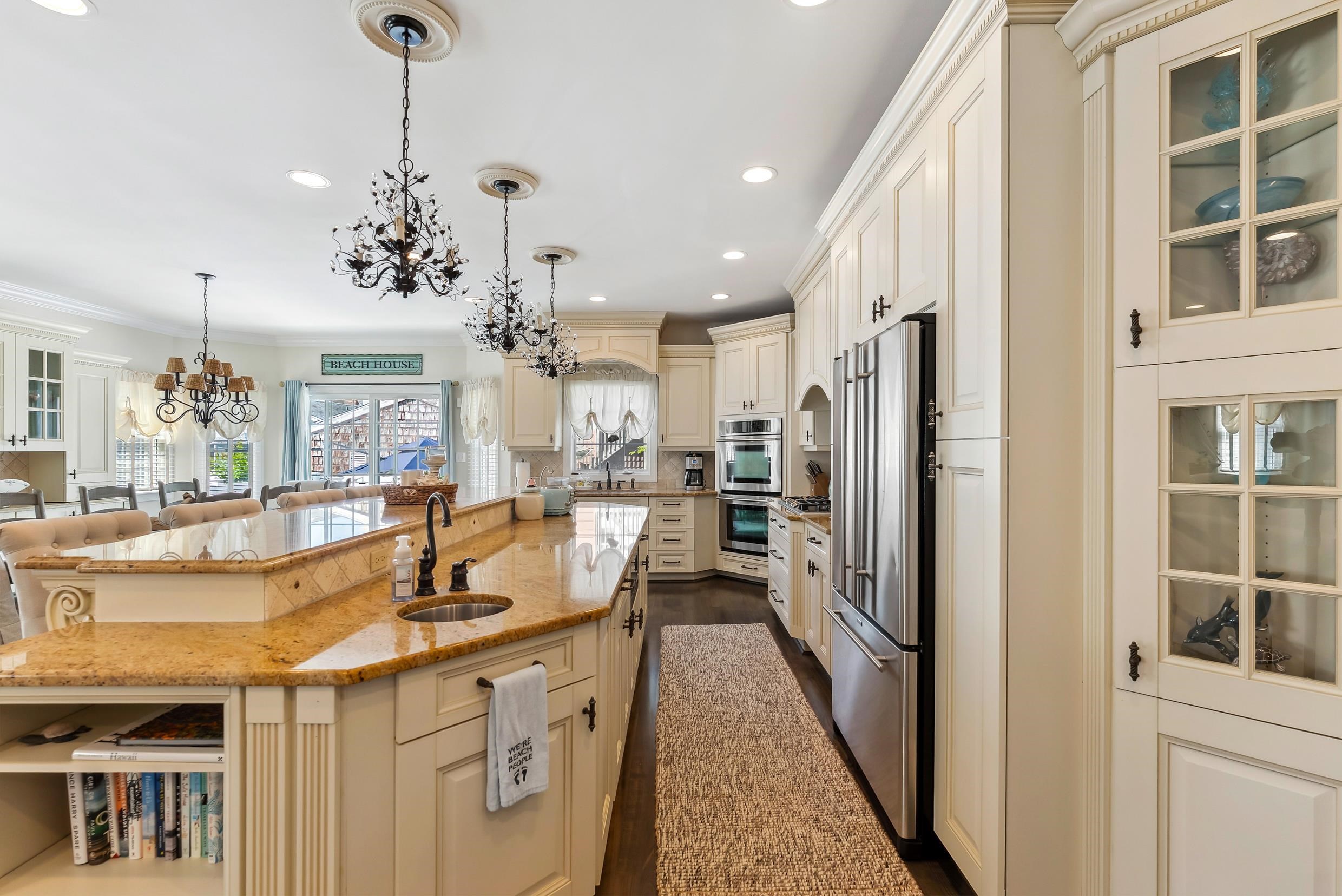 148 W Heather Road