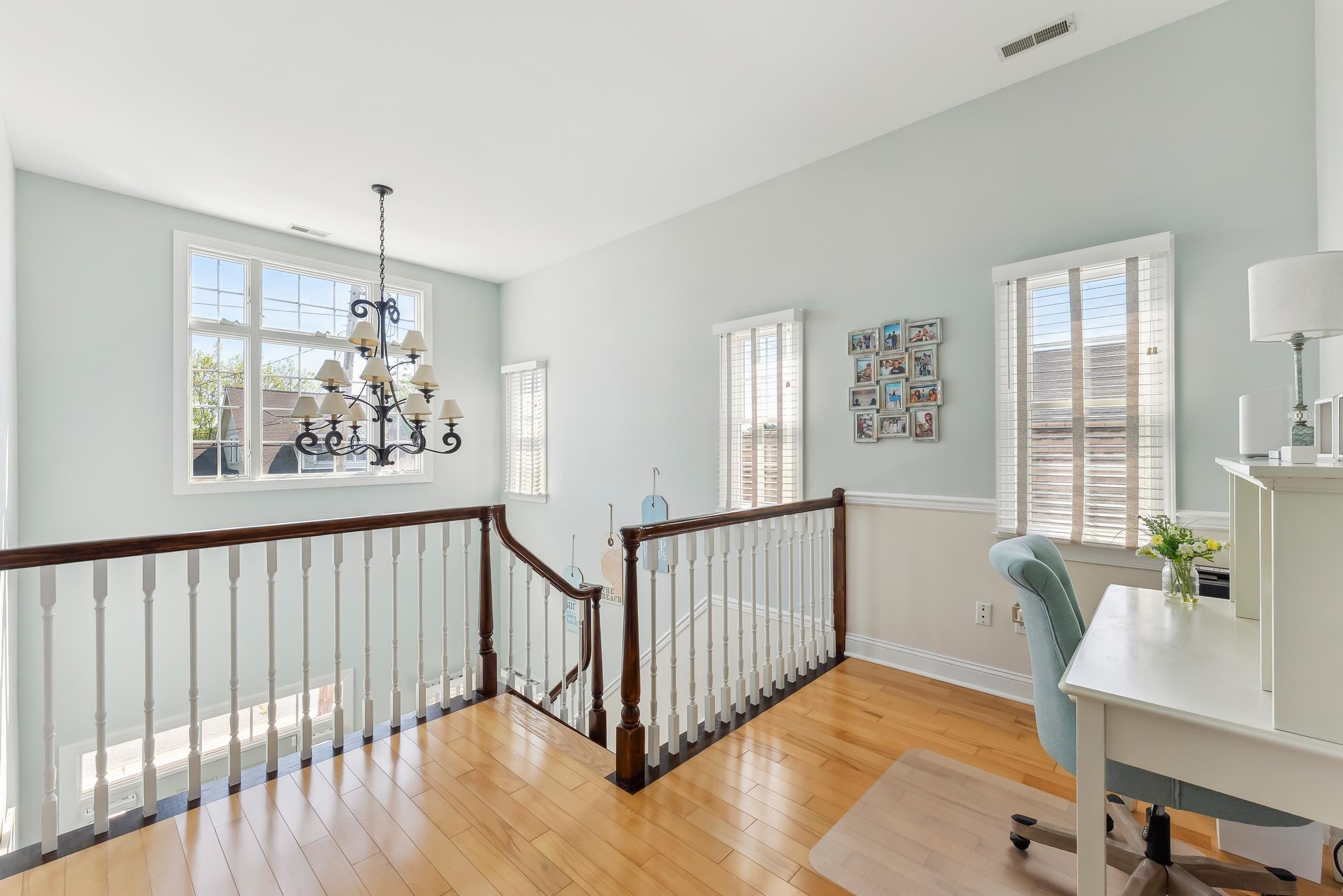 148 W Heather Road