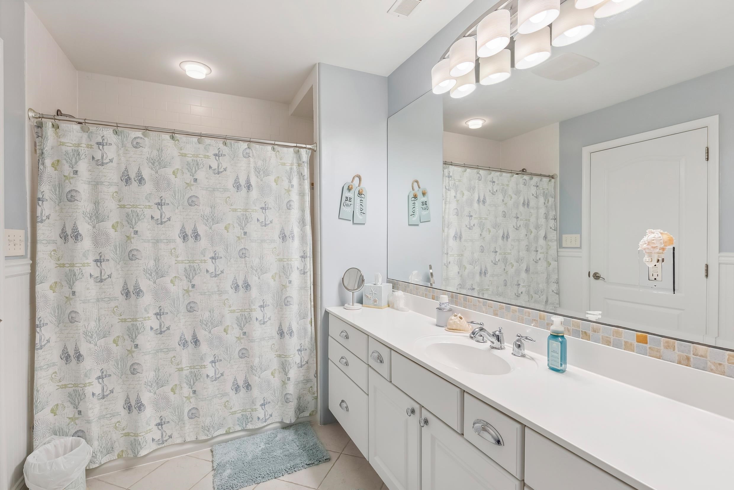 148 W Heather Road