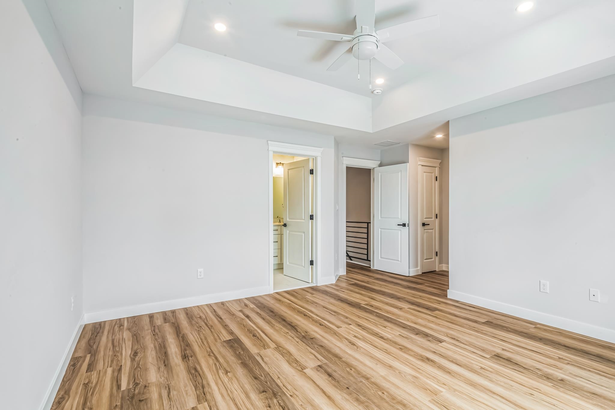 108 W Spicer Avenue
