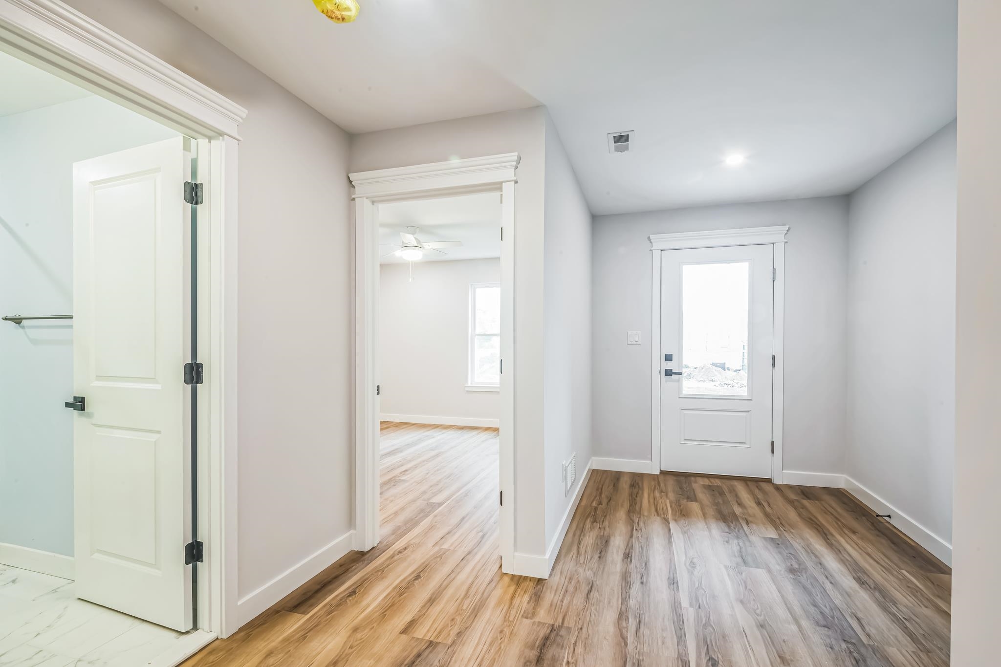 108 W Spicer Avenue