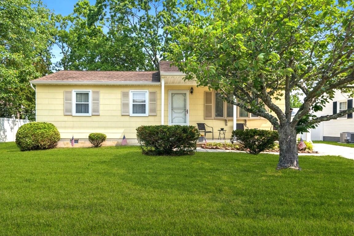 323 Roseann 