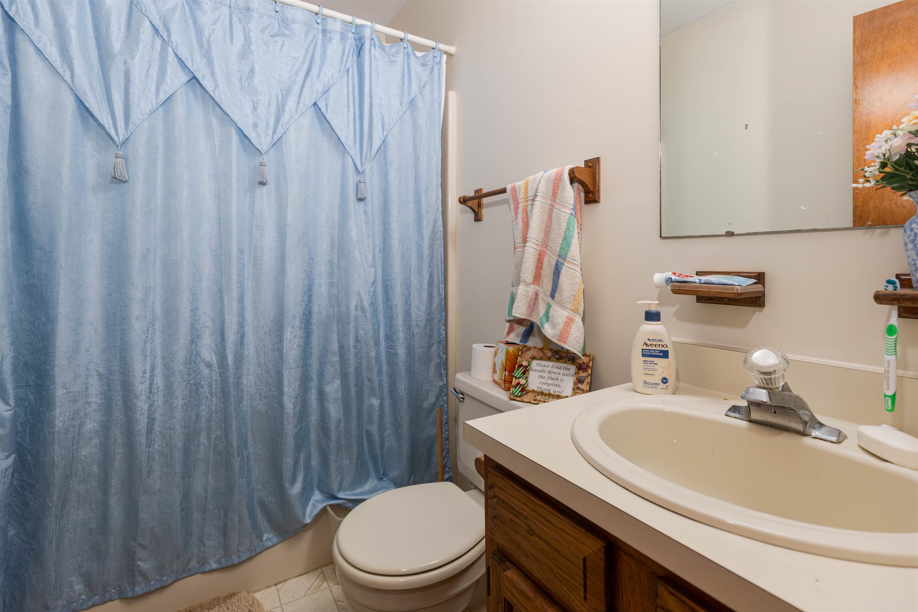 409 W Hildreth
