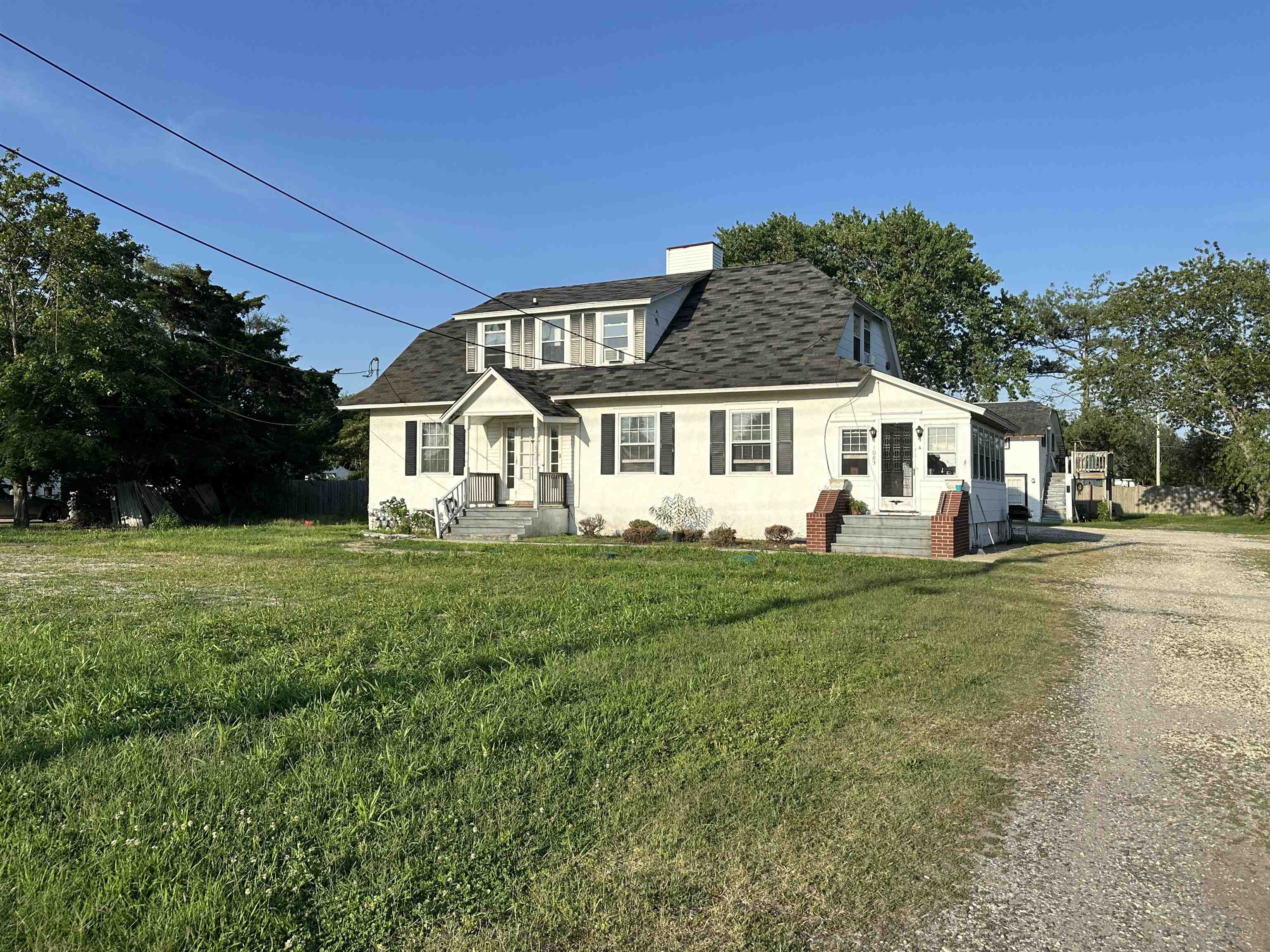 1083 Seashore Road Road - Picture 1
