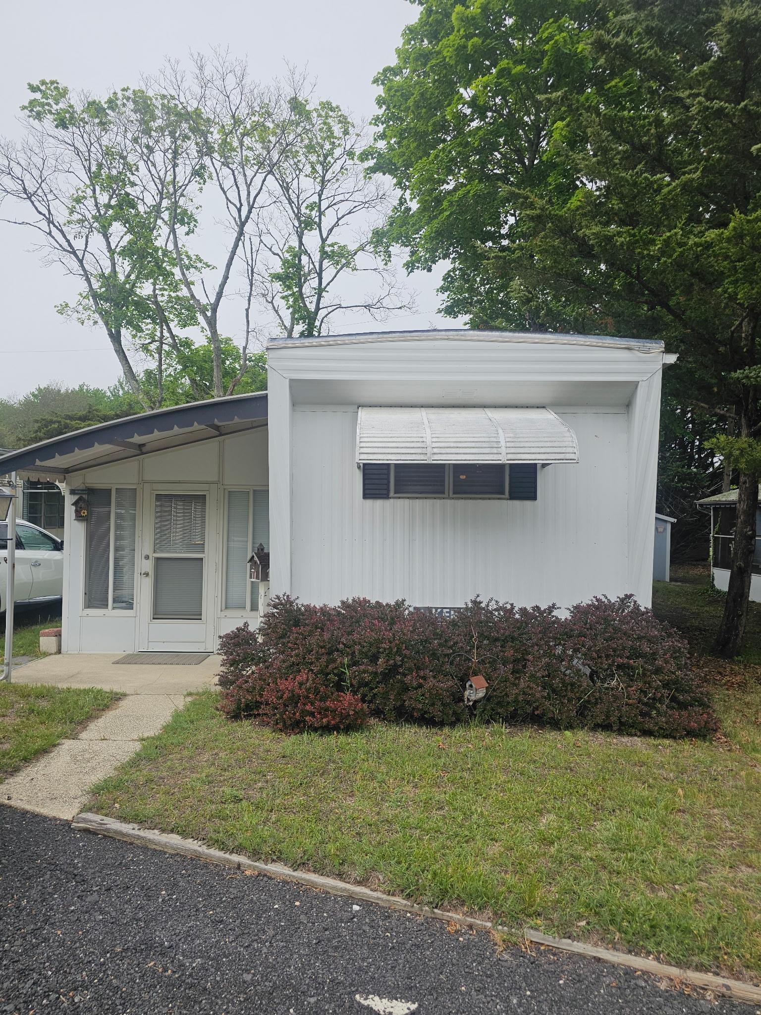 The deSatnick Real Estate Team