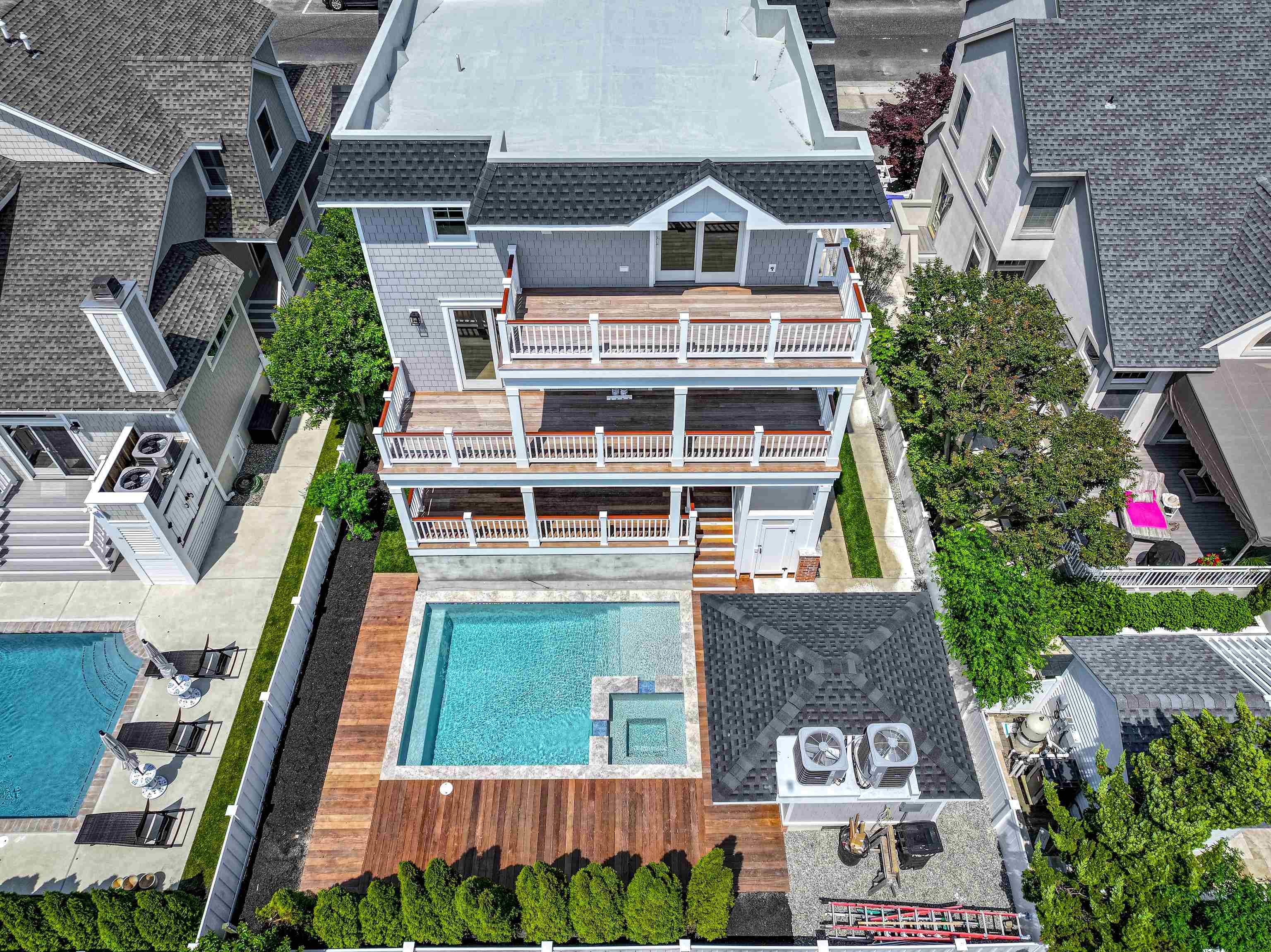 146 22nd Street - Picture 2