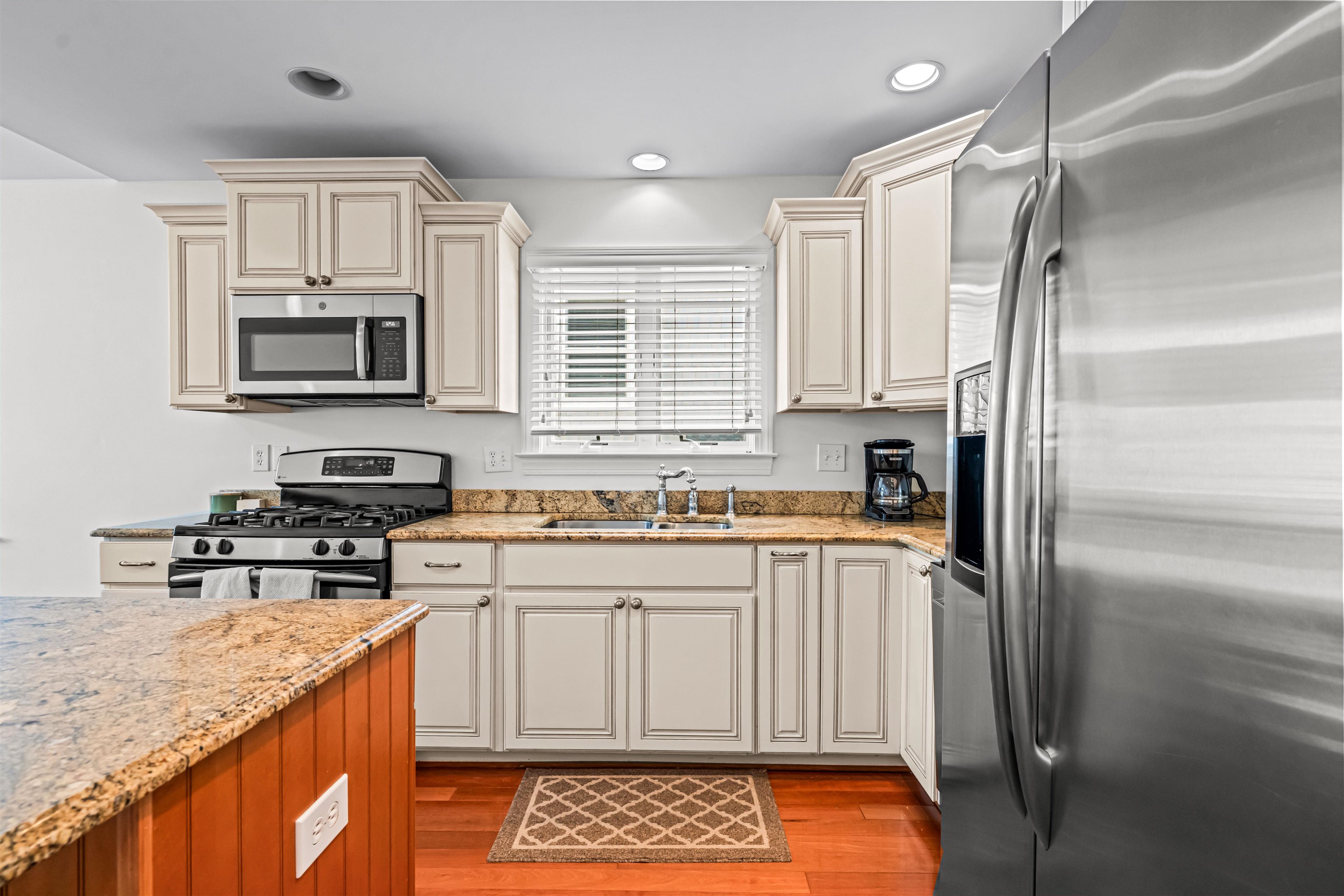 364 41st Street - Picture 18