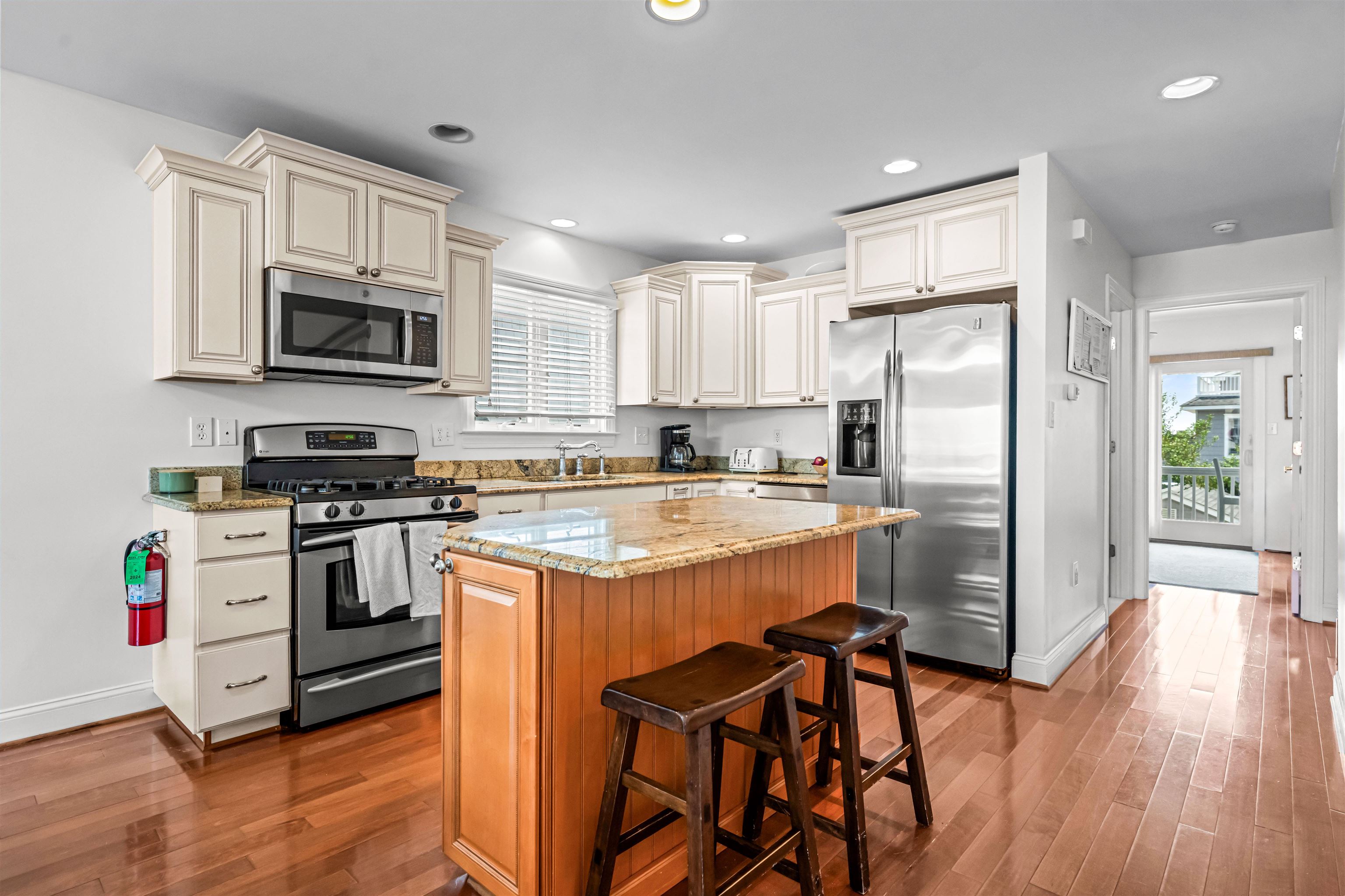 364 41st Street - Picture 19