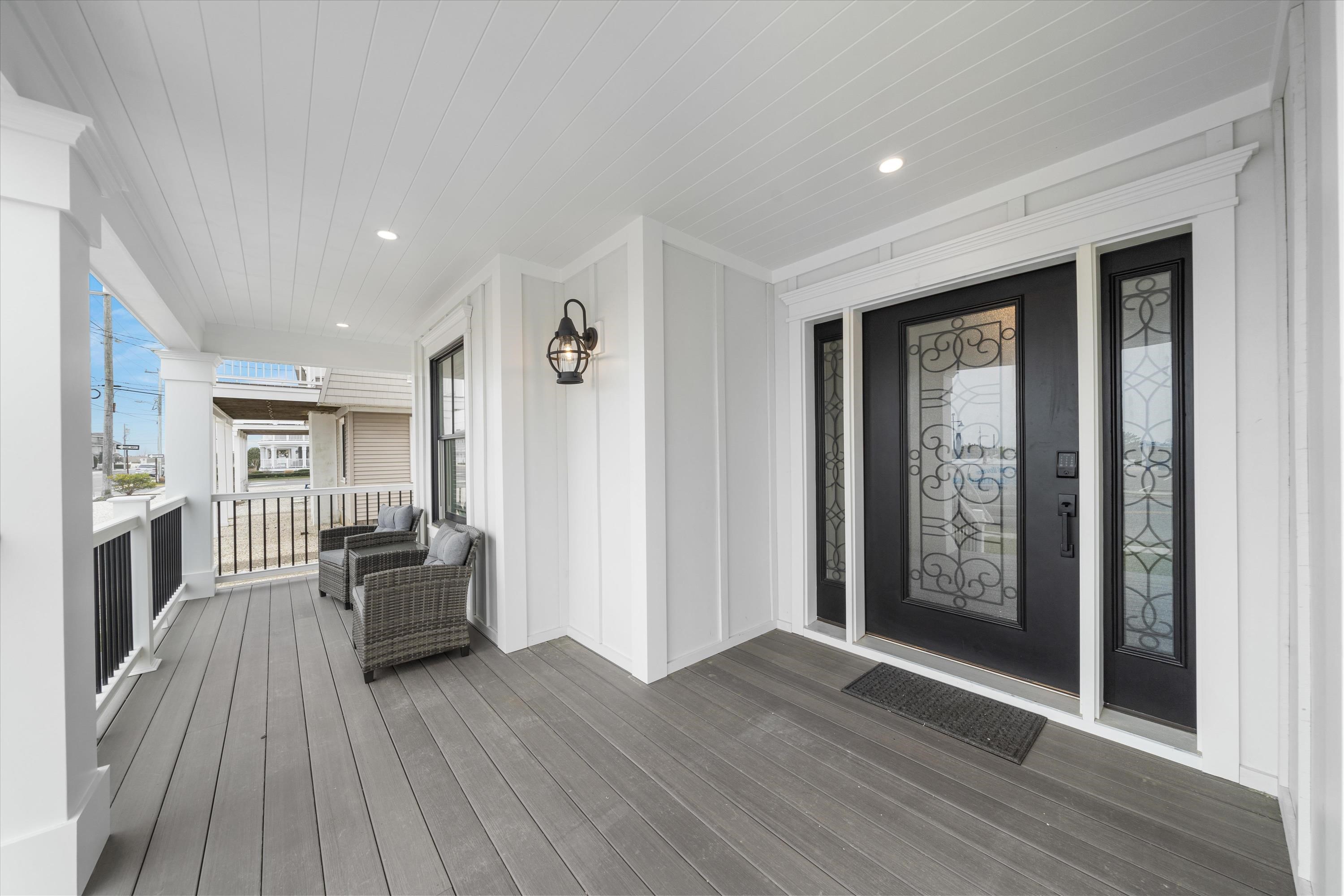 2958 Avalon Avenue - Picture 2