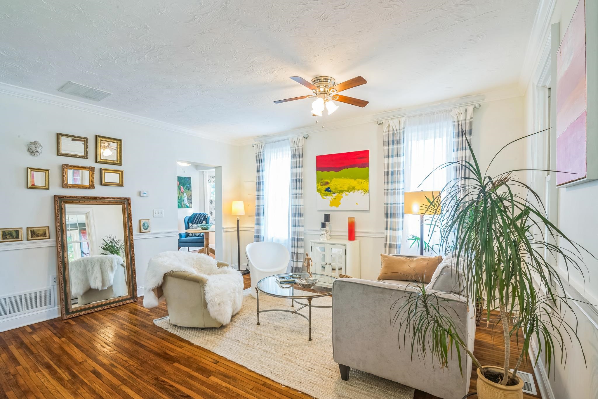 25 Shore Road