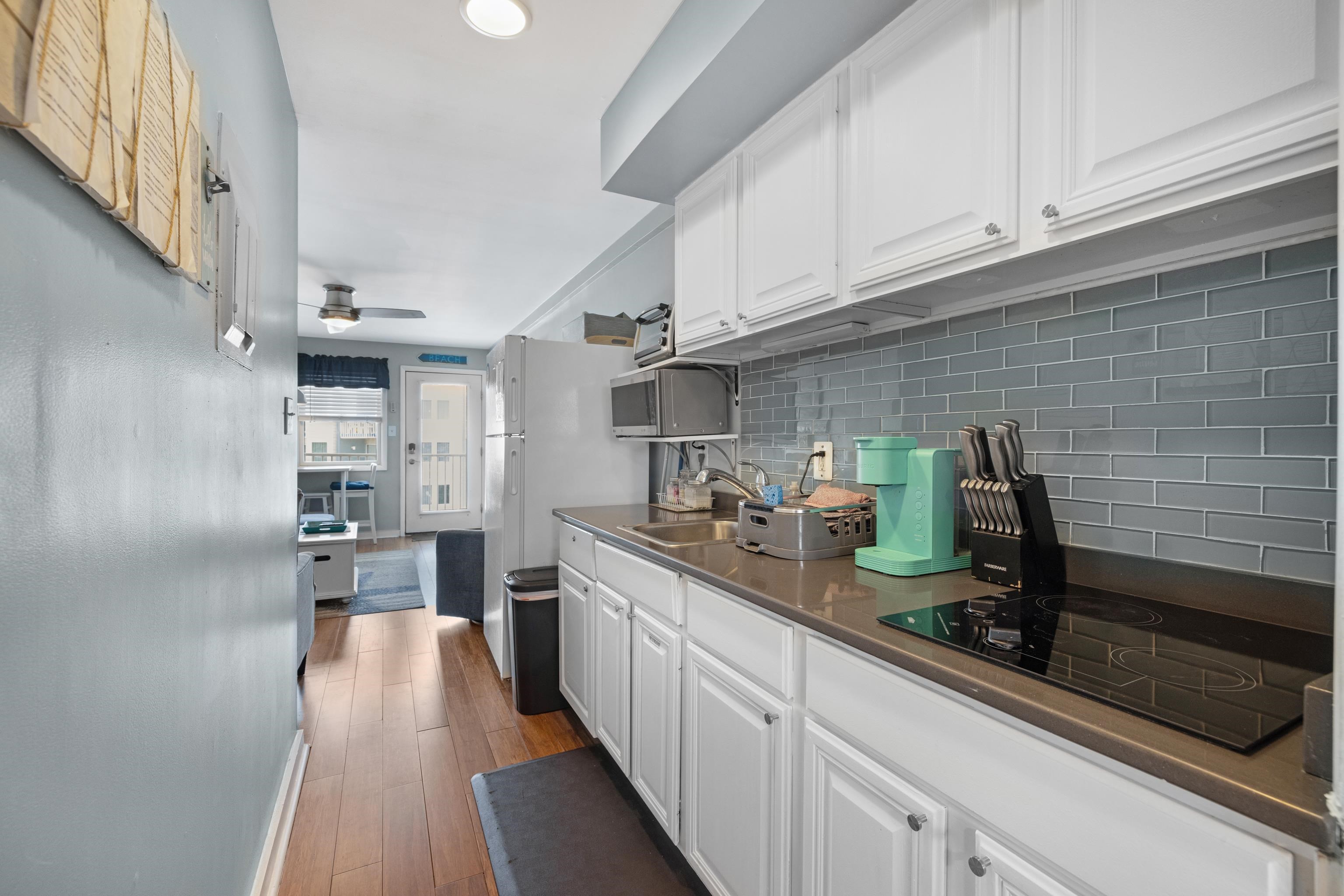 8401 Atlantic Avenue