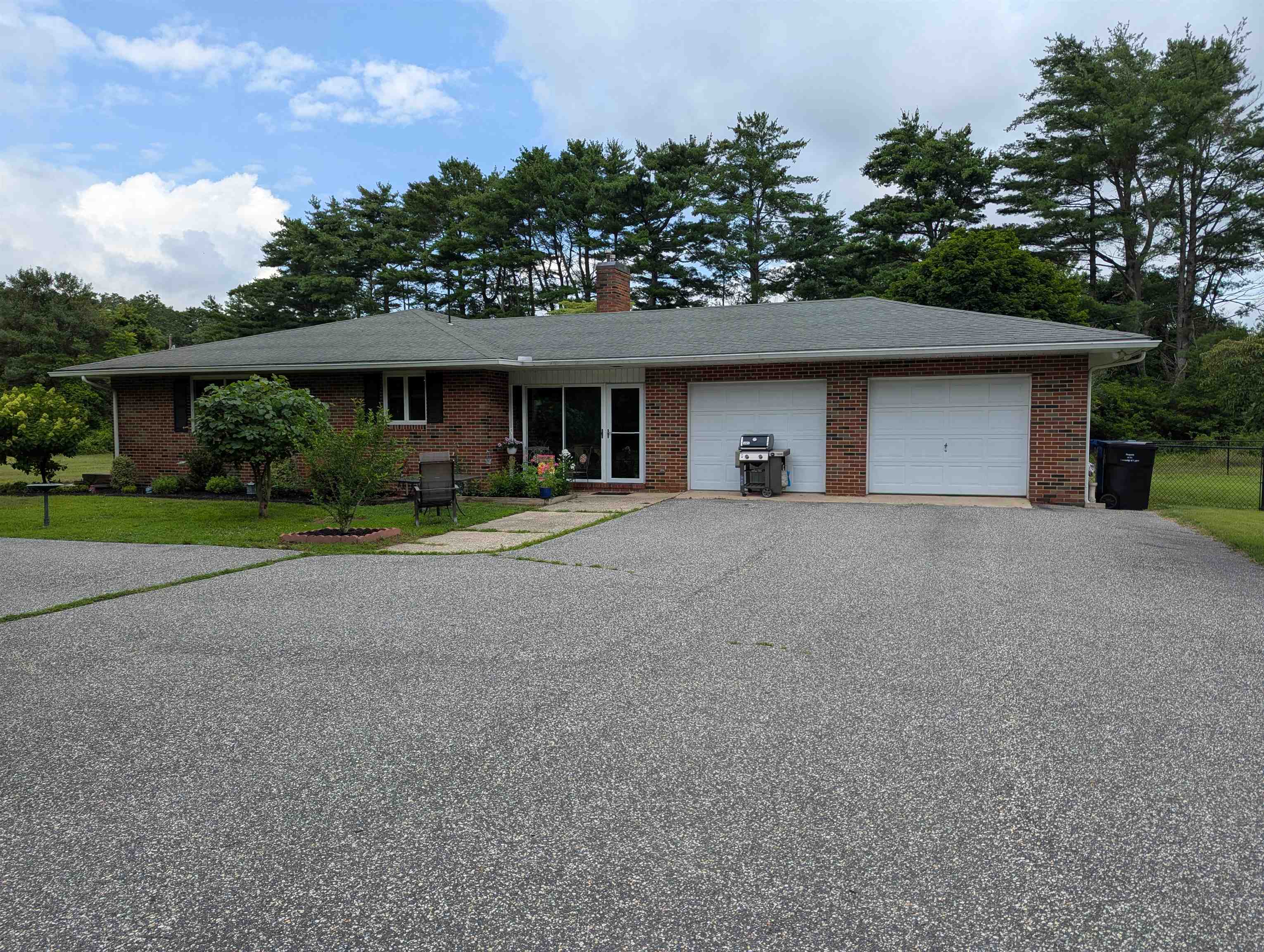 71 Perry Road - Petersburg