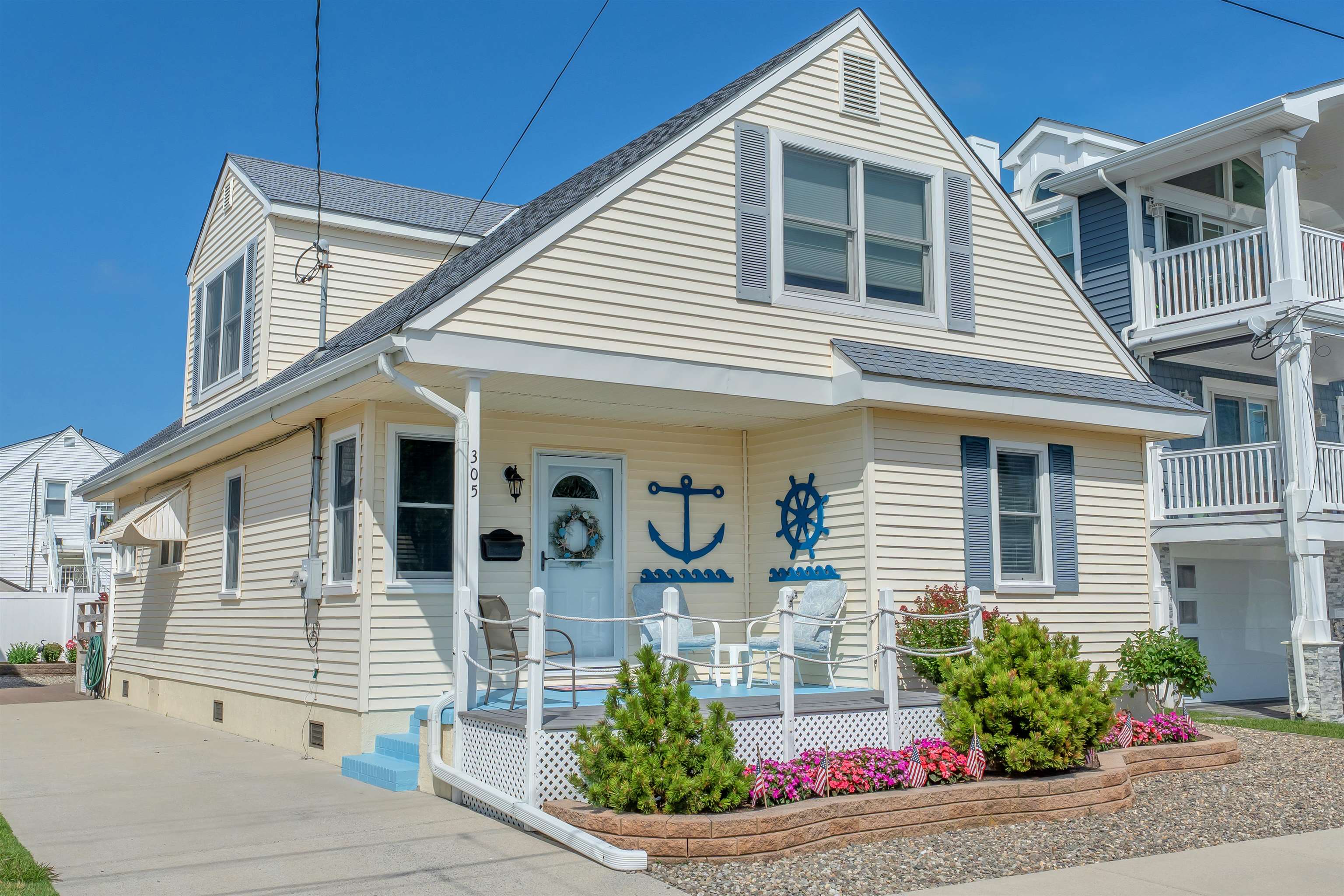 305 E Miami Avenue